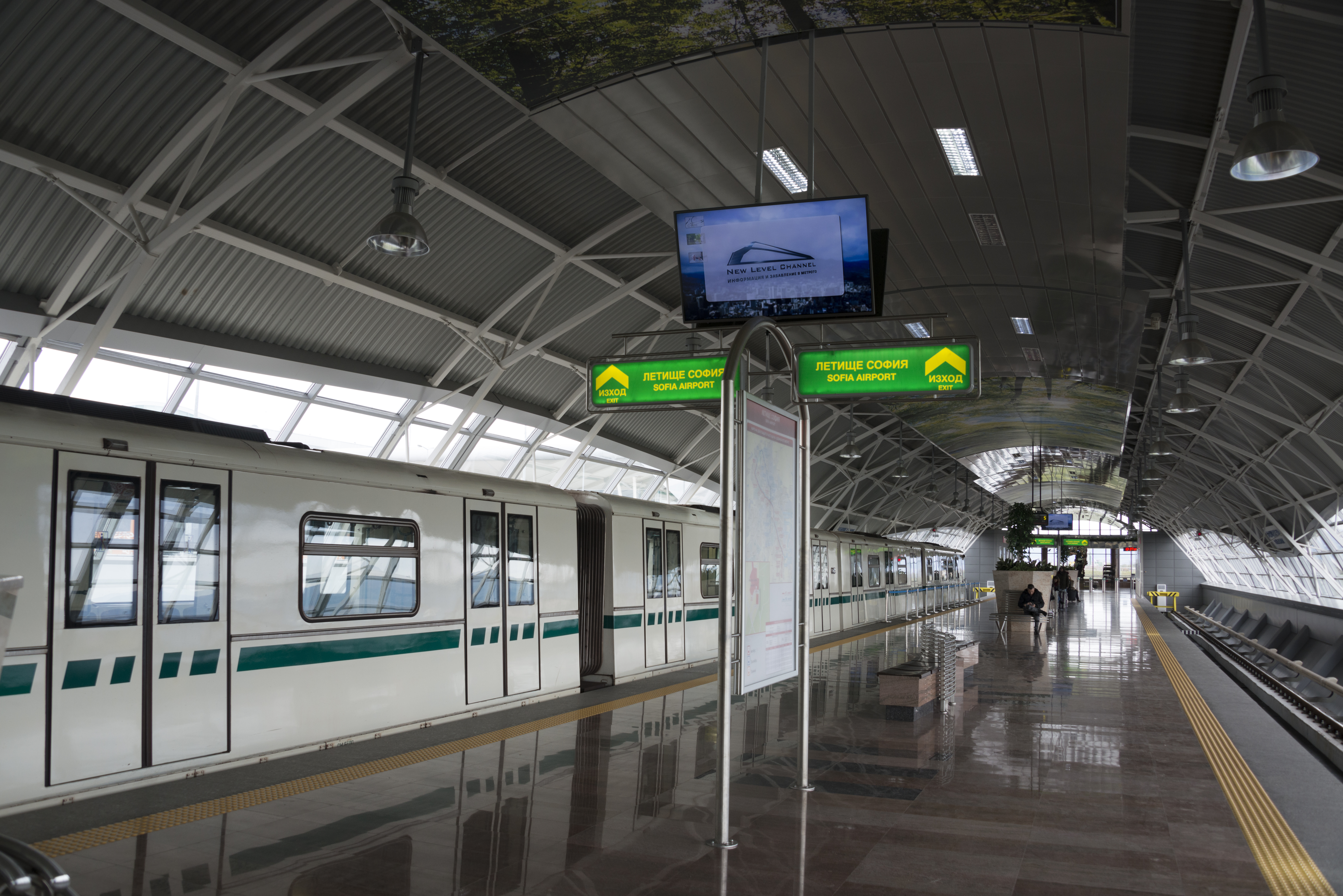 Строителството на метрото в София напредва с бързи темпове и в срок