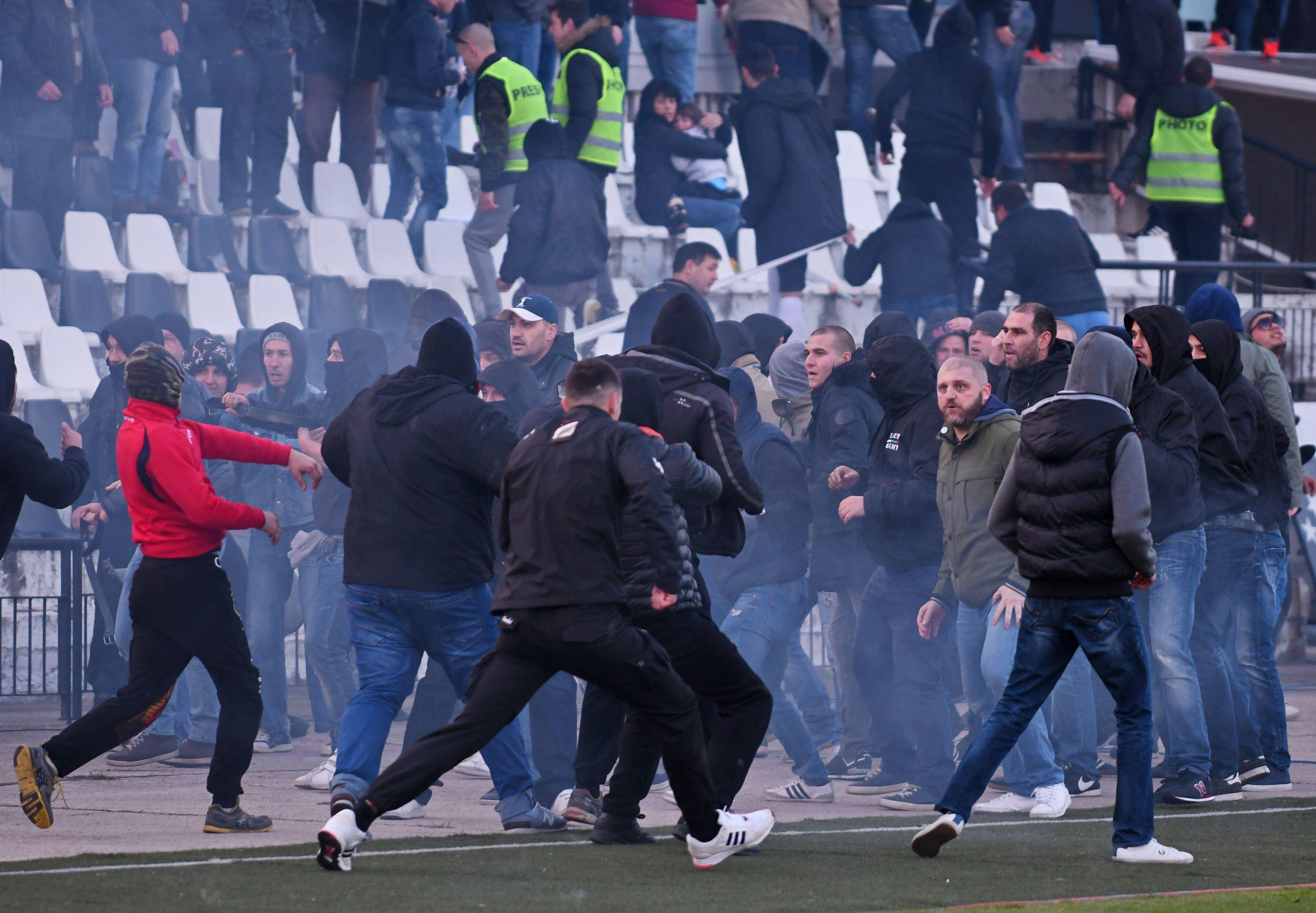 После футбола. Александр католиков ЦСКА. CSKA Hools. Футбольные хулиганы.