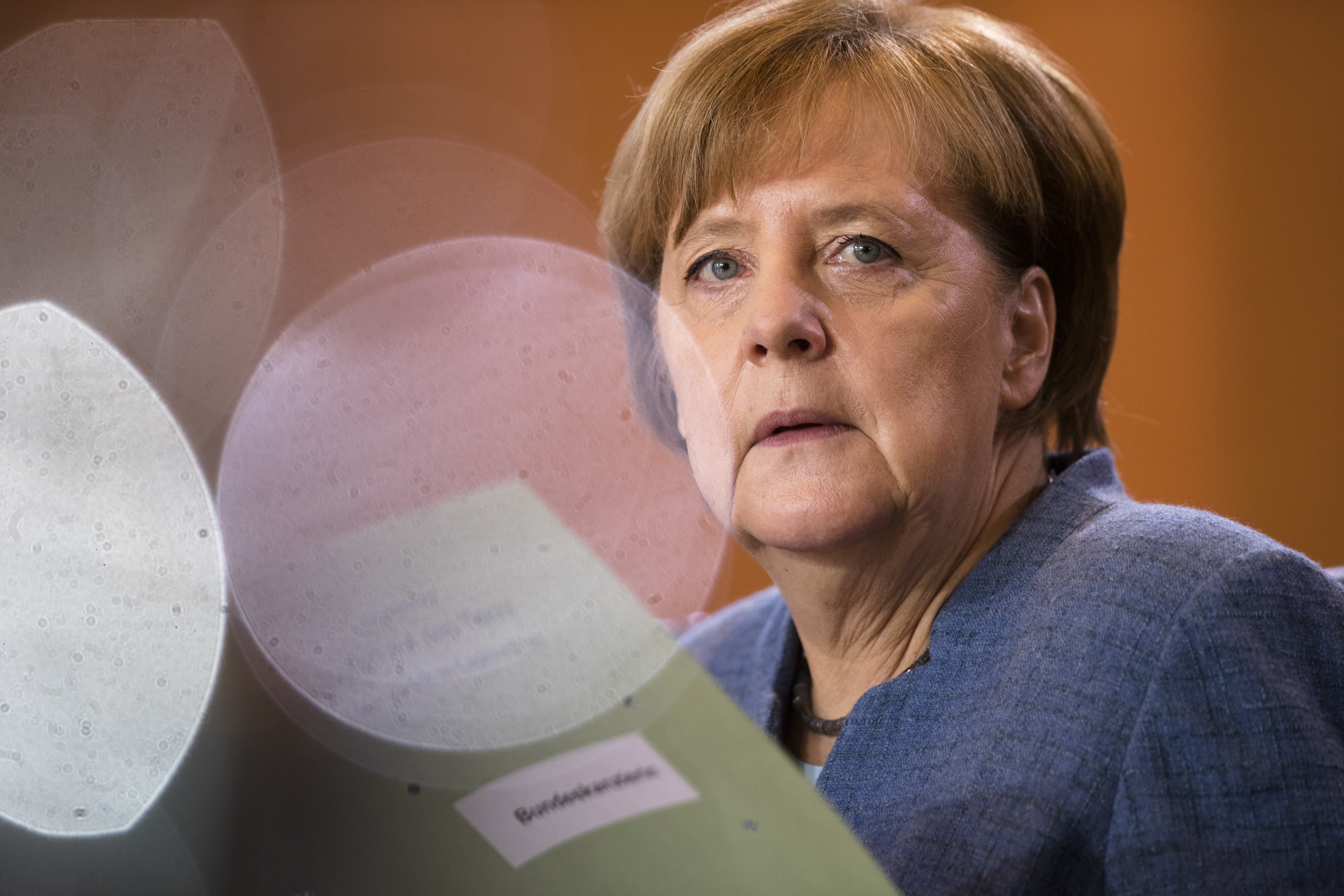 ХДС на Меркел ще работи за нова ”голяма коалиция” с ГСДП