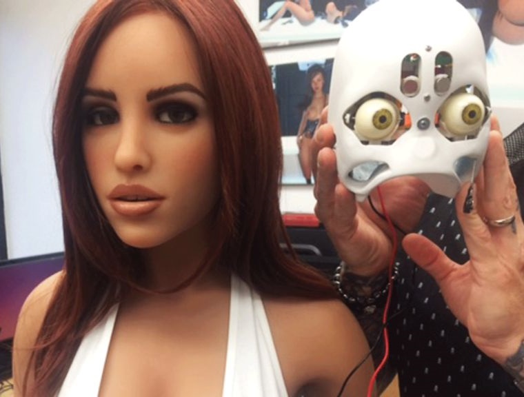 Секс роботът Harmony