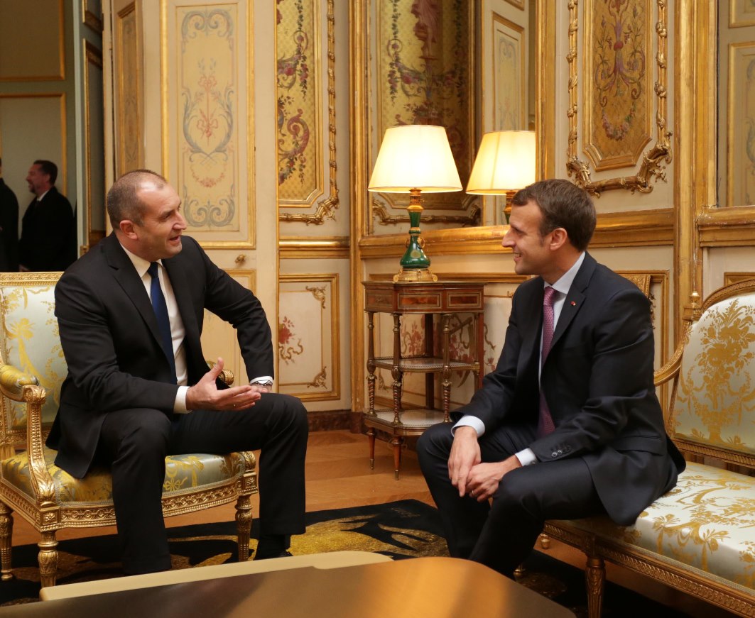 Радев: Подкрепям визионерския подход на френския президент