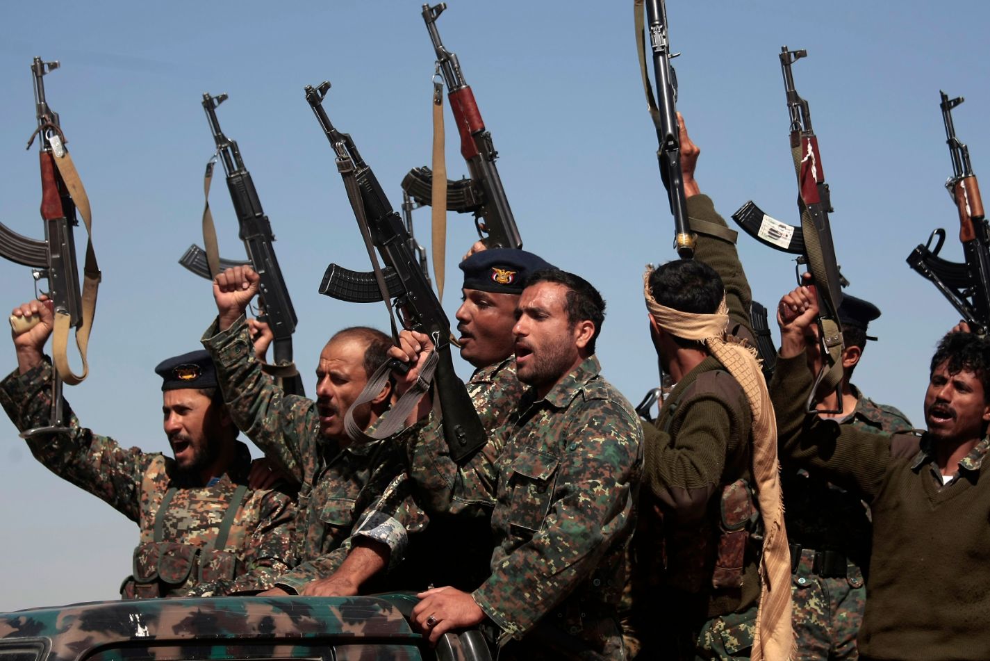 Кюрдски военни части ще поемат охраната на северната граница на Сирия, Турция е против