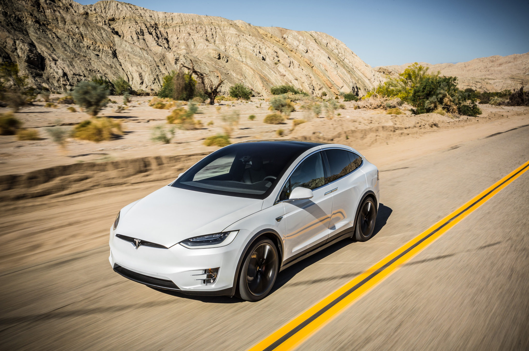 ”Форбс”: Tesla Model X е ”Кола на годината”