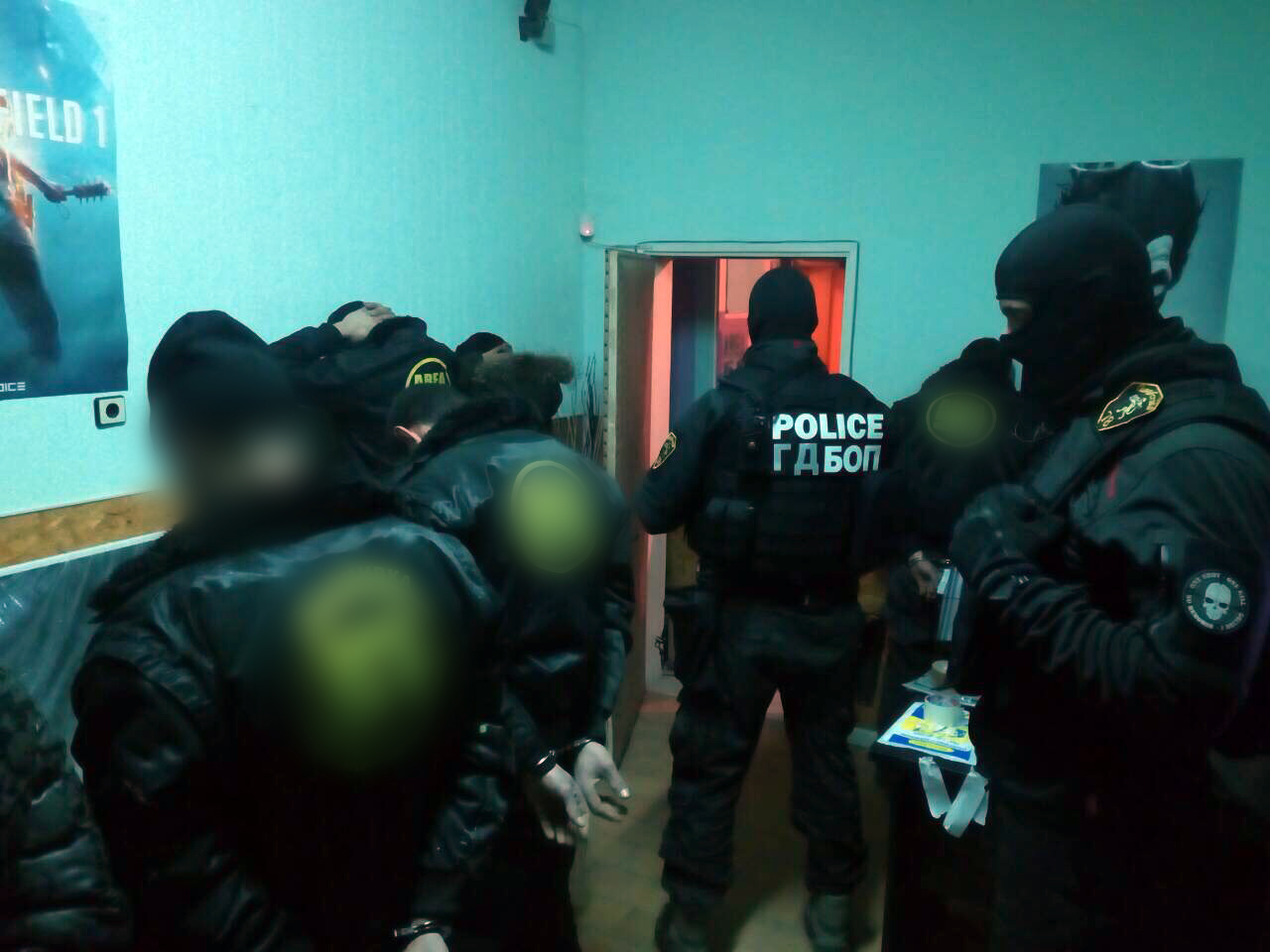 Заловиха организирана група наркодилъри в Радомир и Перник
