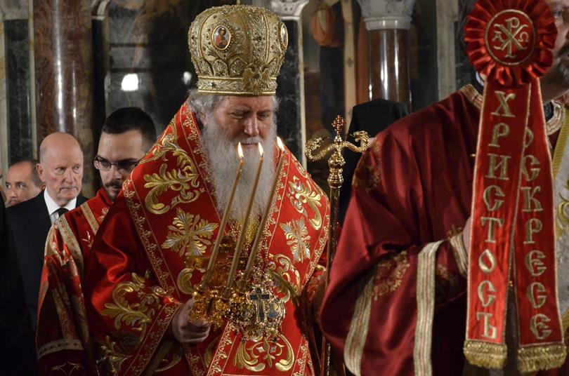 Патриарх Неофит отслужи всенощно бдение за Рождество