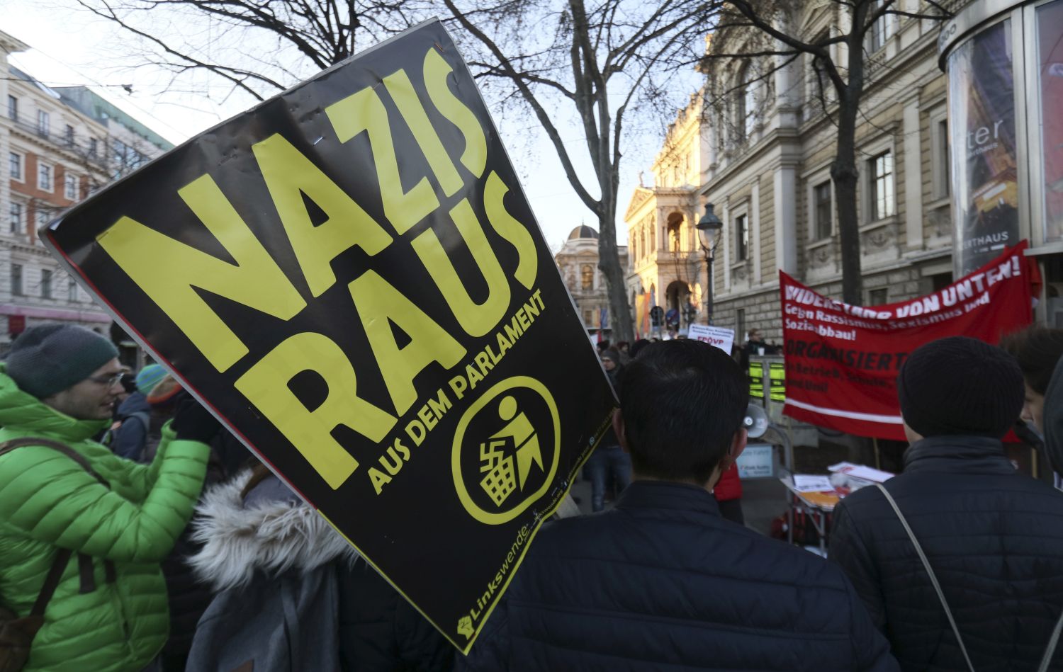 Кабинет на десница и крайна десница положи клетва в Австрия