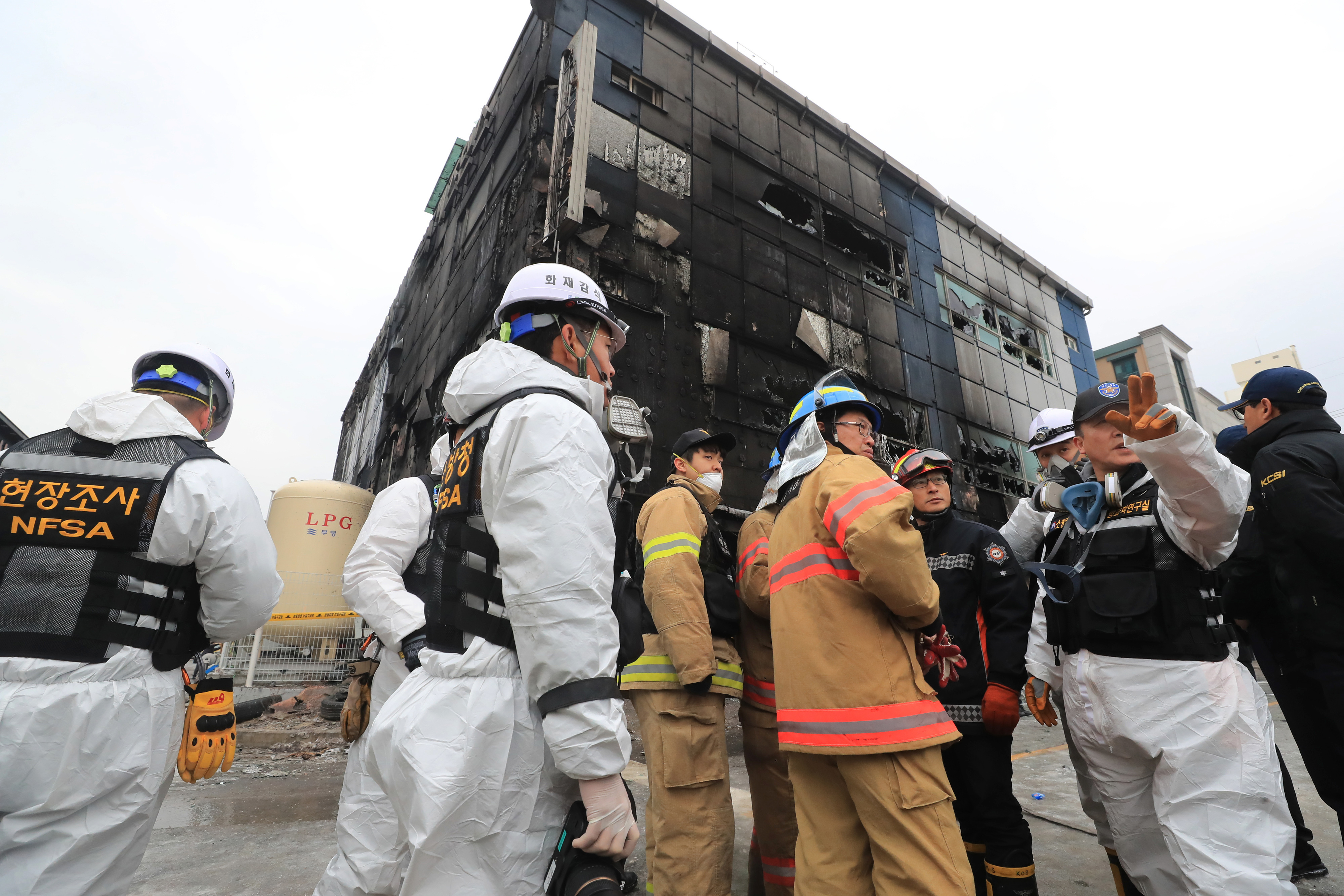 29 души загинаха при пожара в корейски фитнесцентър