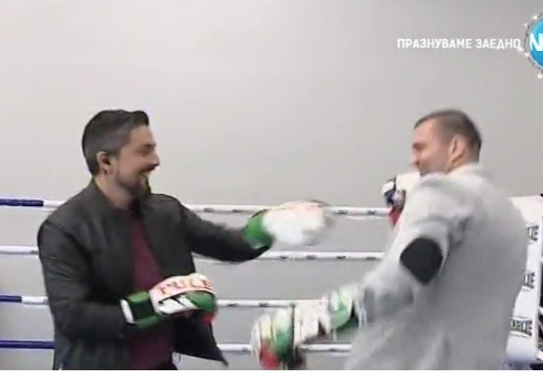 Стефан на Гала и Тервел Пулев се боксираха в ефир
