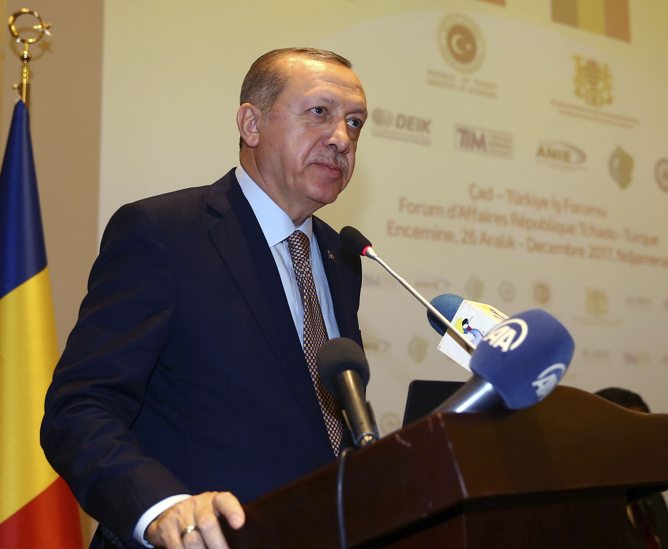 Турският президент Ердоган направи африканска обиколка