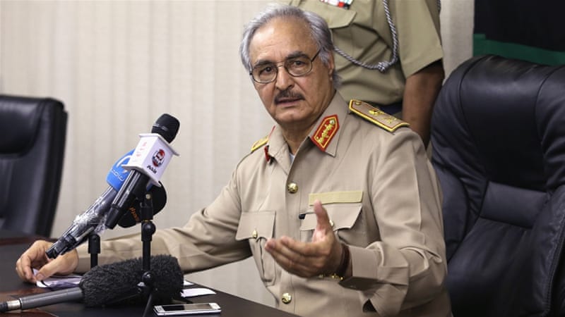 Командващият Либийската национална армия Халифа Хафтар