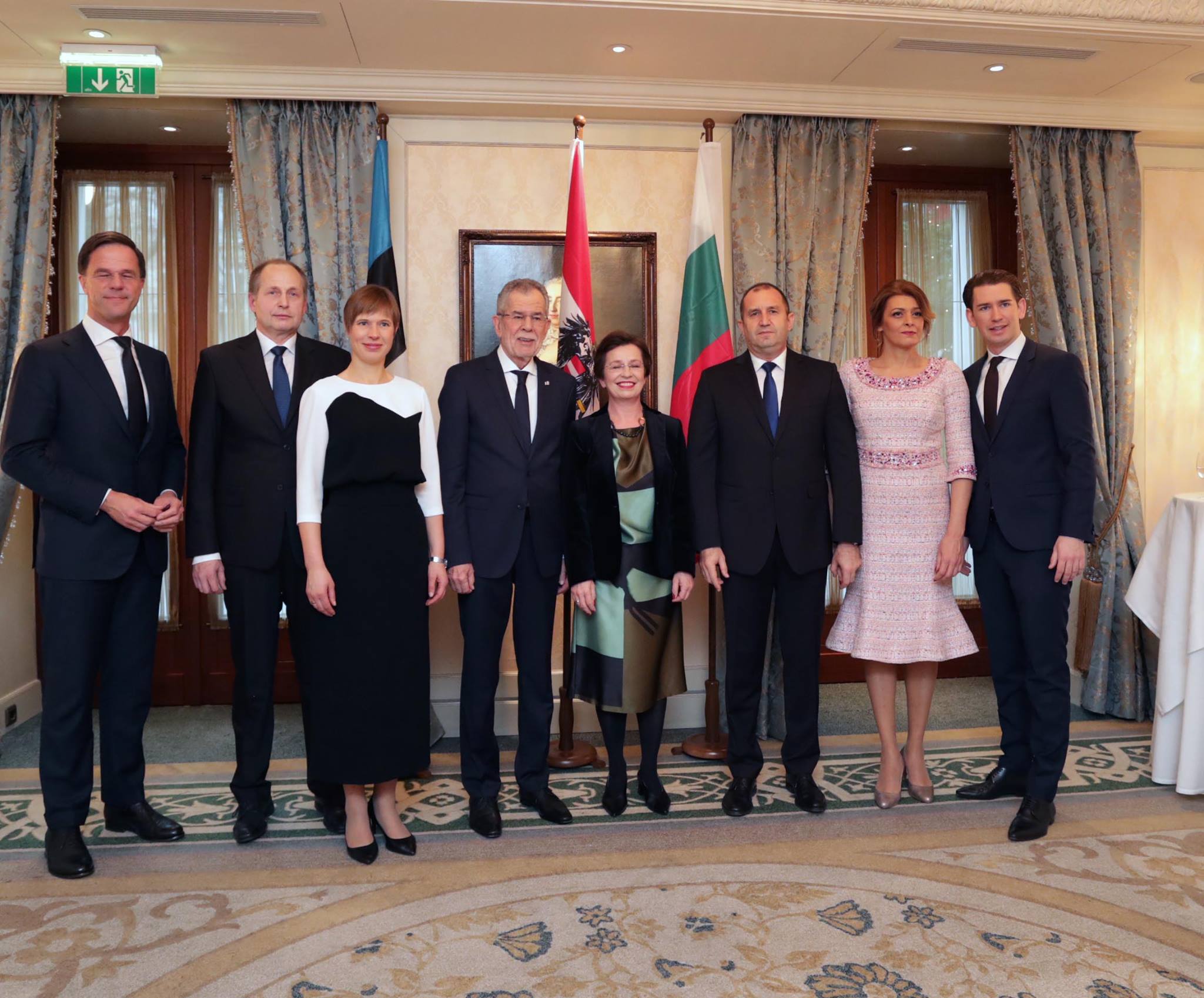 Президентът Румен Радев и съпругата му бяха във Виена по покана на федералния президент на Австрия Александър Ван дер Белен