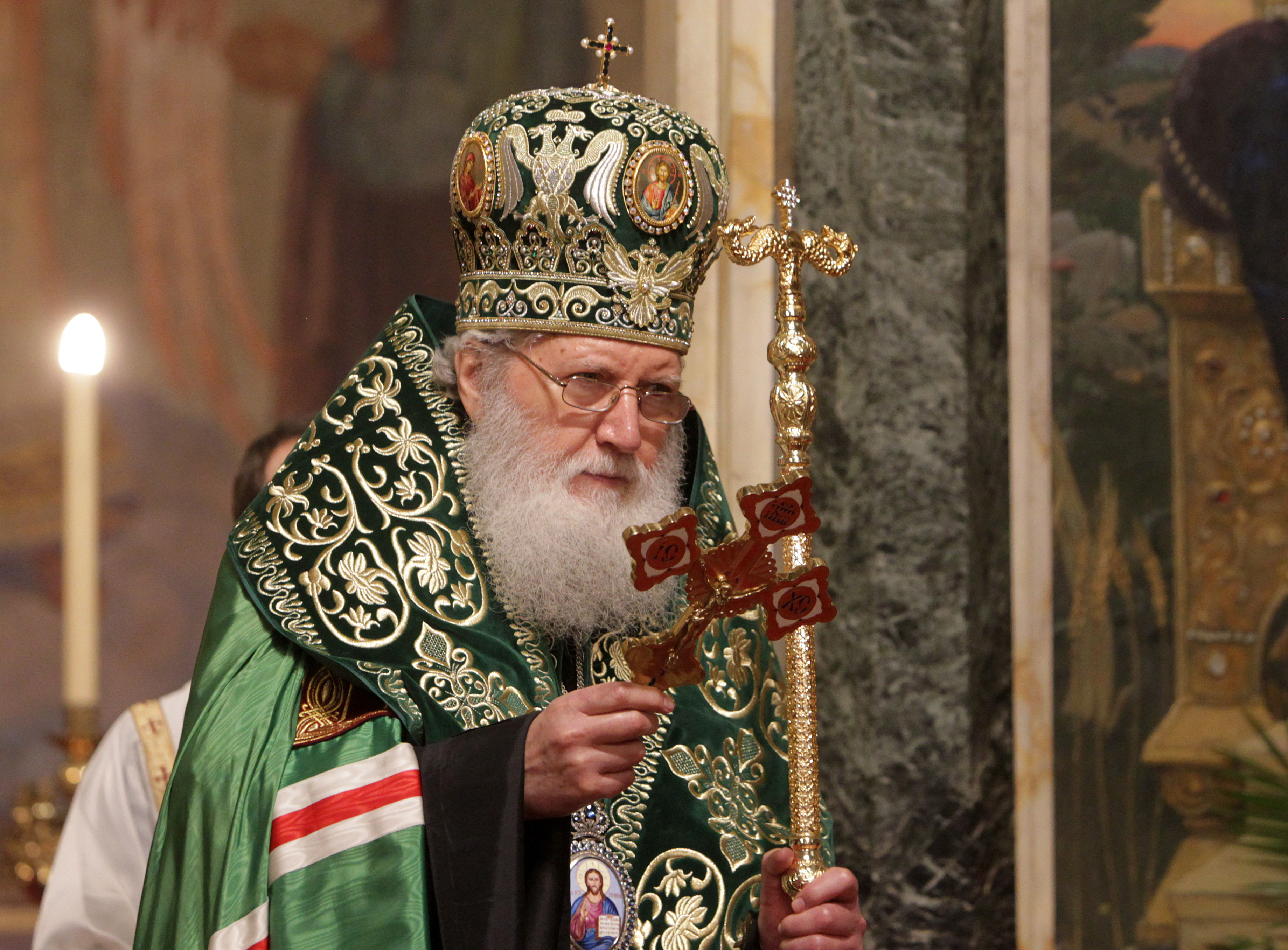 Състоянието на патриарх Неофит се следи от мултидисциплинарен екип