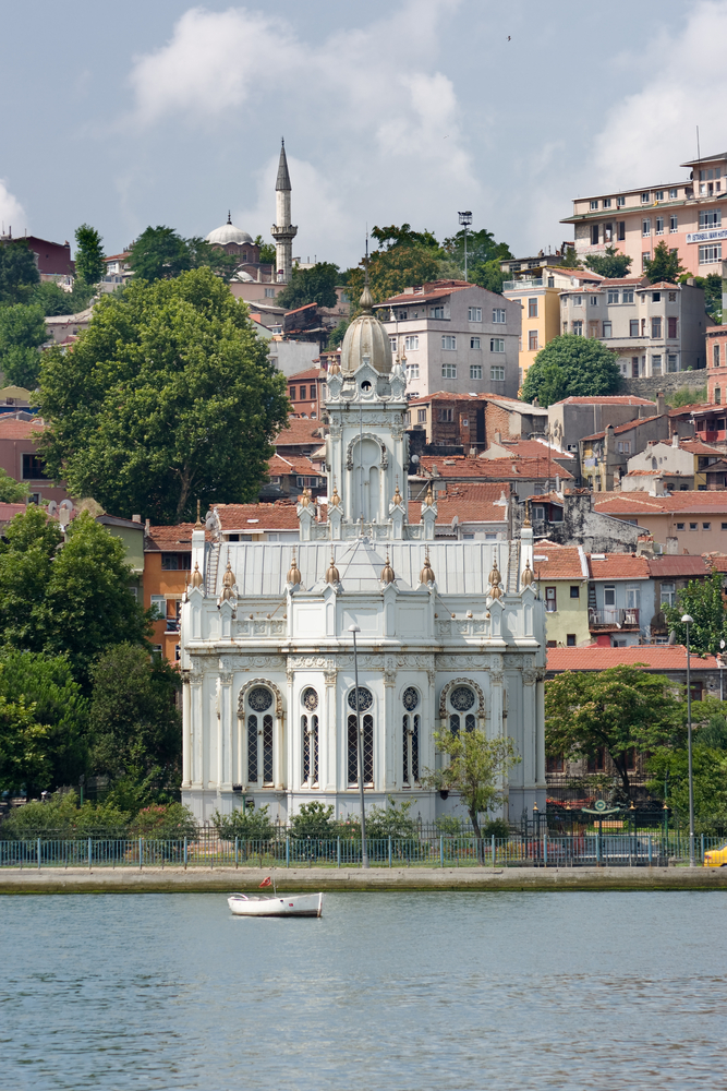 Желязната църква в Истанбул е ремонтирана