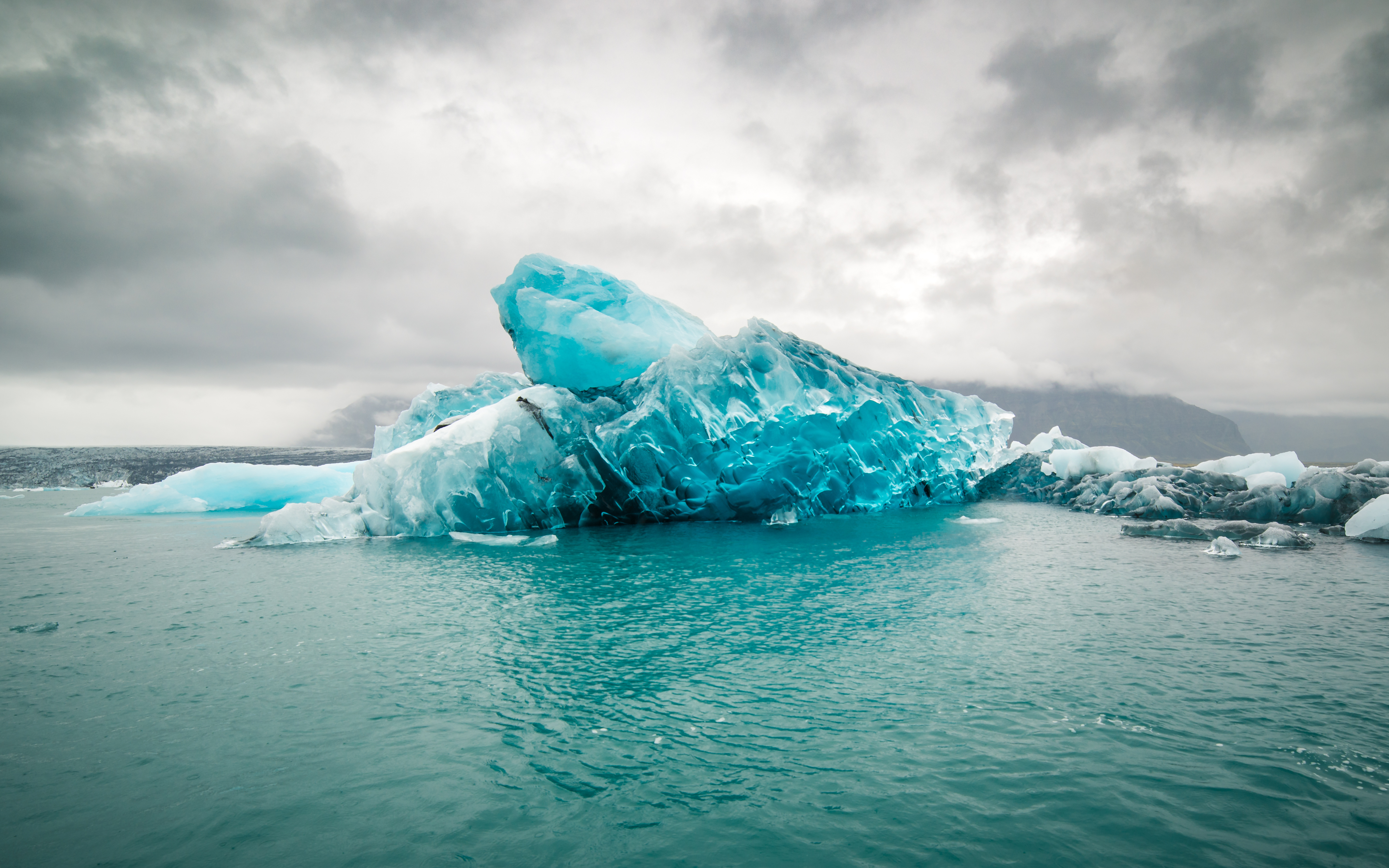 Глобалното затопляне причинява подводната ерозия на ледниците