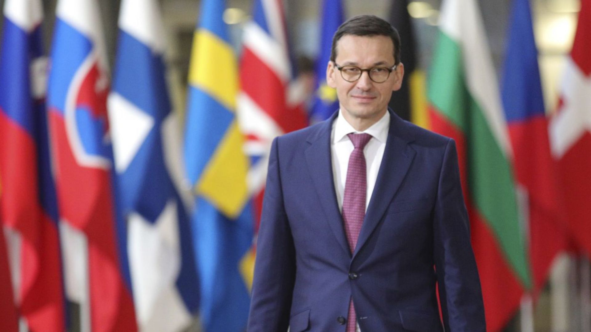 Полша търси подкрепата ни за газовите спорове