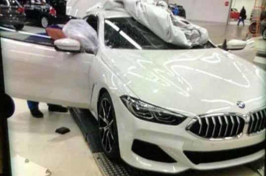 Заснеха новото BMW 8-ма Серия без камуфлаж (снимки)