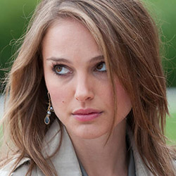 Натали Портман на мястото на Рийз Уидърспун