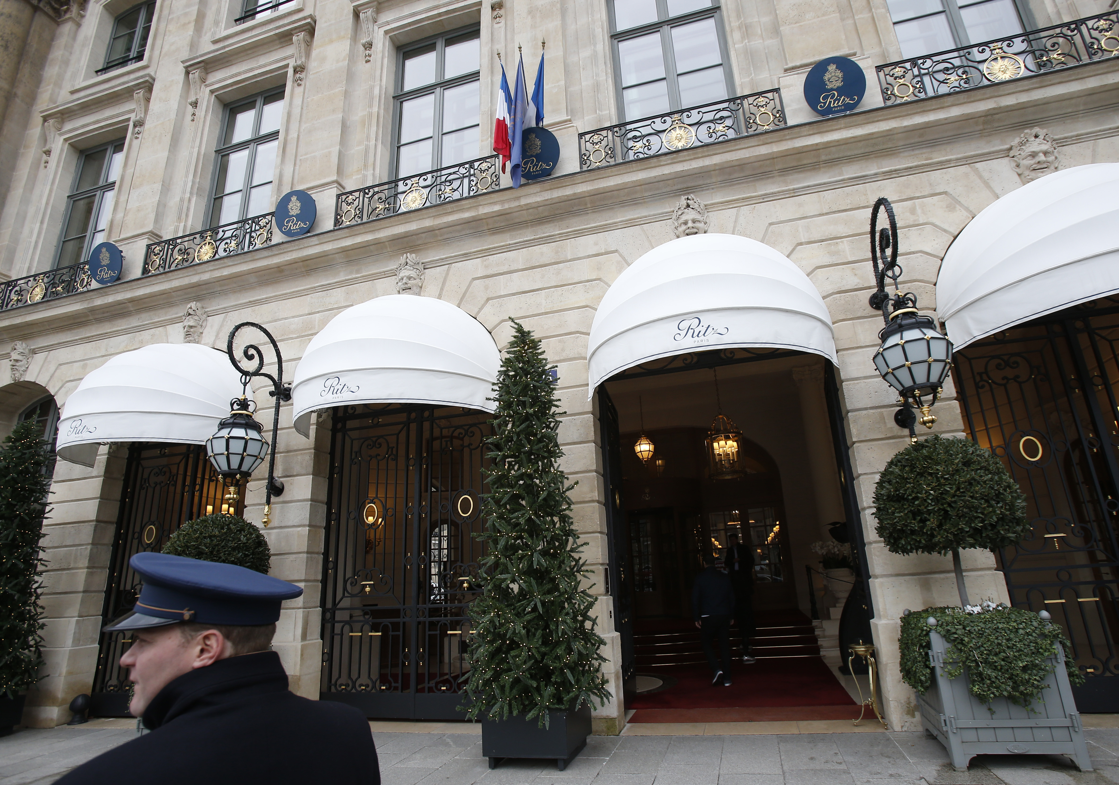 Дързък опит за обир в емблематичния хотел Риц в Париж