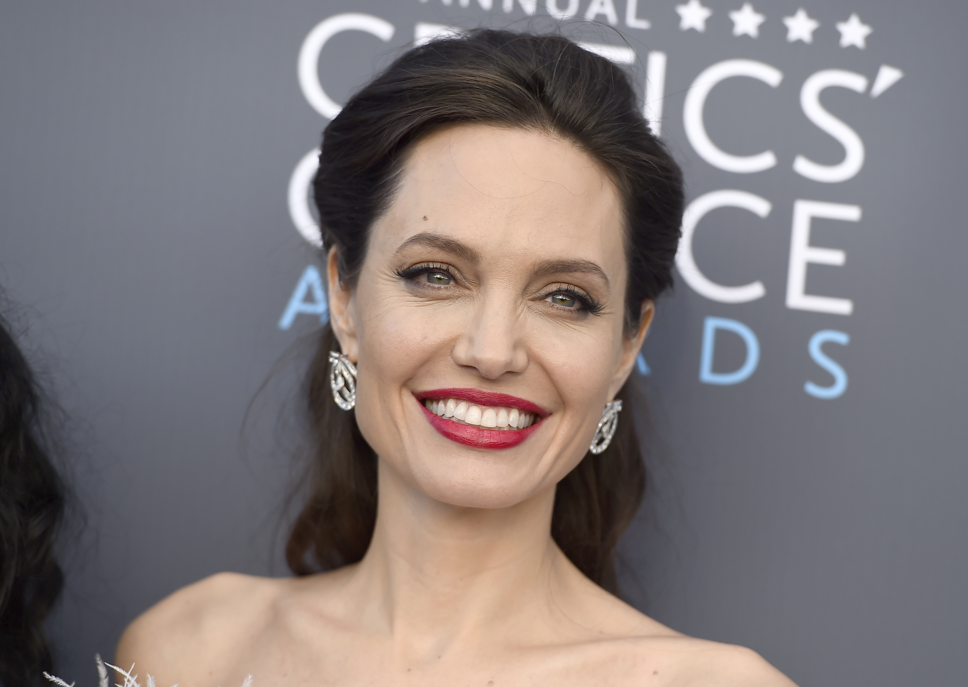 Анджелина Джоли на годишните награди ”Изборът на критиците”