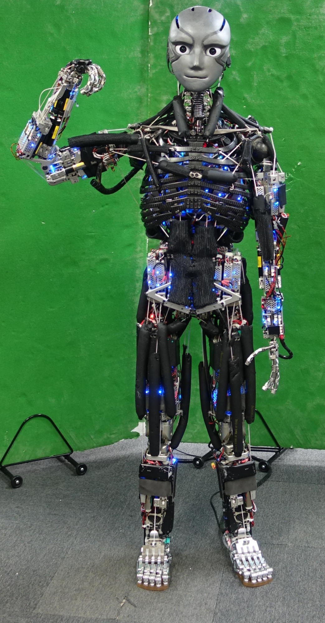 Създадоха робот, който се поти при натоварване