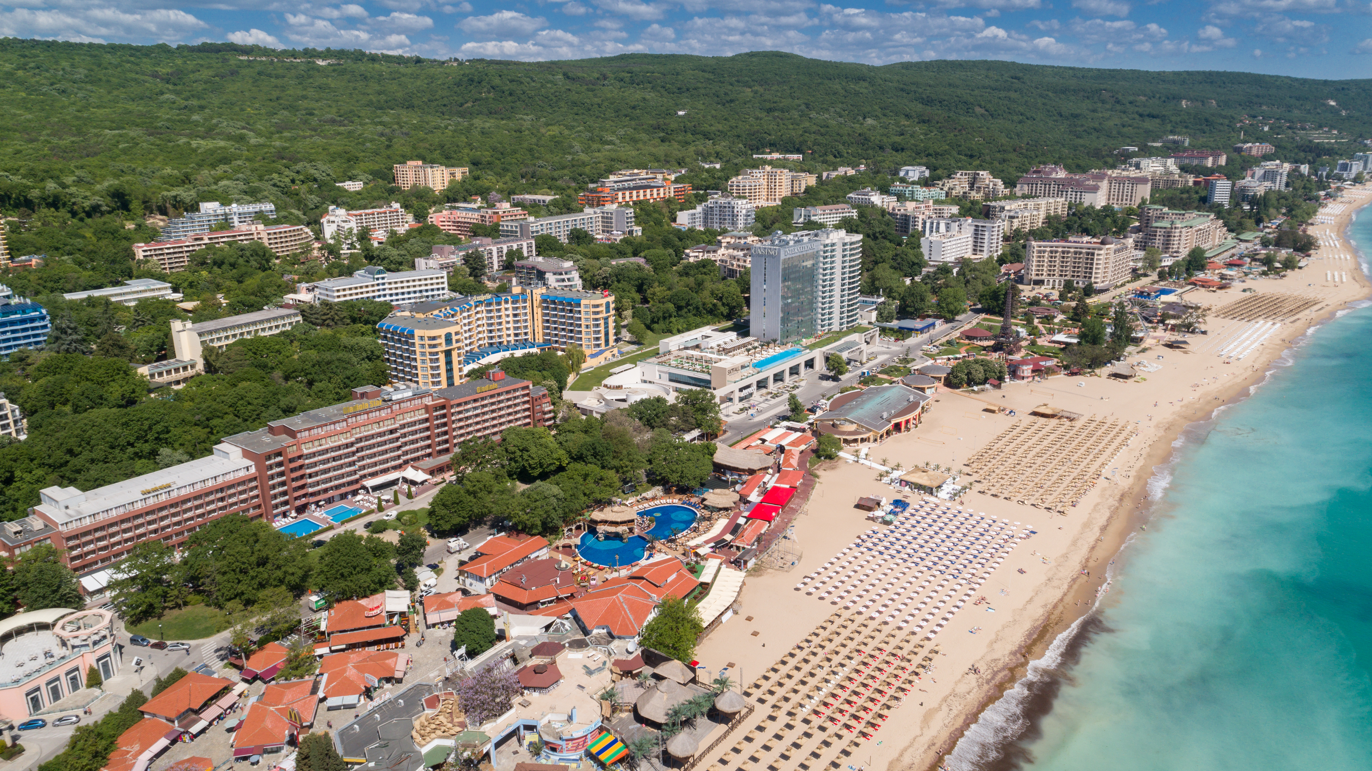 В курортите някои плащали като в чужбина