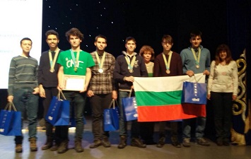 5 златни медала за български ученици от олимпиада