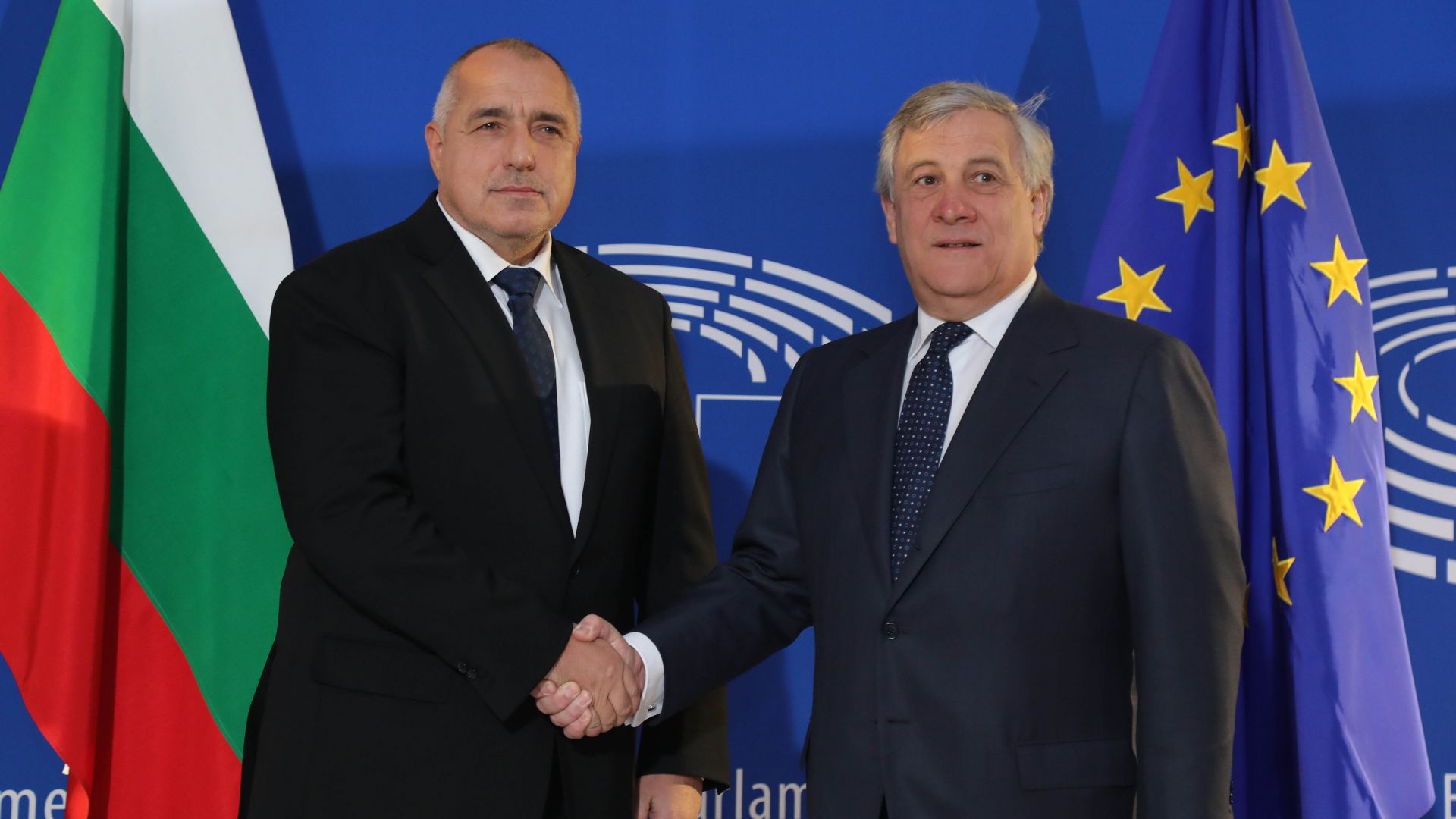 Таяни отложи гласуването по "Мобилност" за 1 април, Борисов доволен 