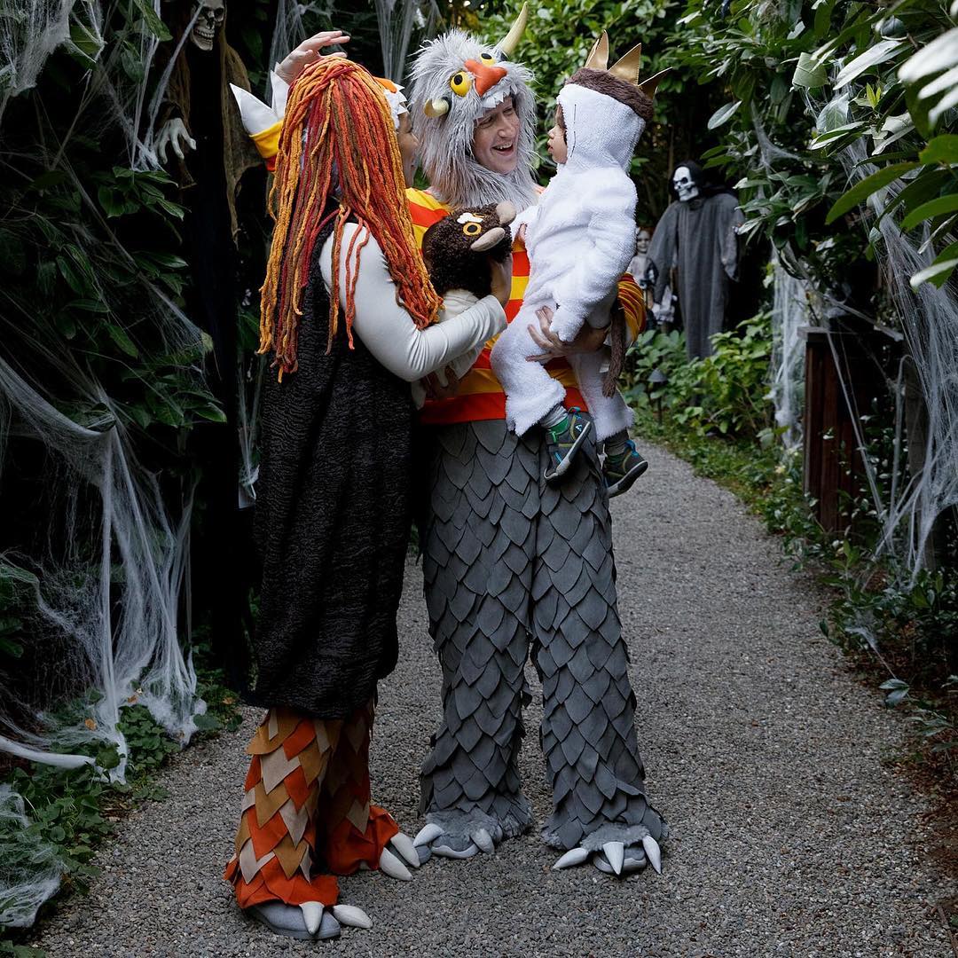 Марк Зукърбърг с дъщеря си Максима на Хелоуин
