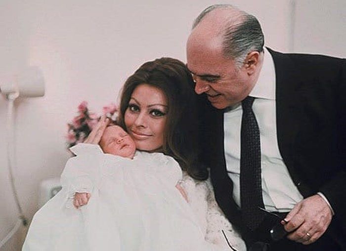 София Лорен и Карло Понти със сина си