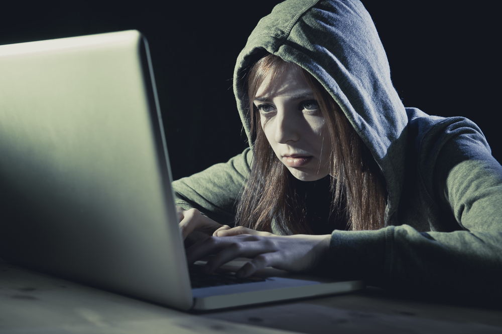 Бунтът на съвременните тийнейджъри е хакерството