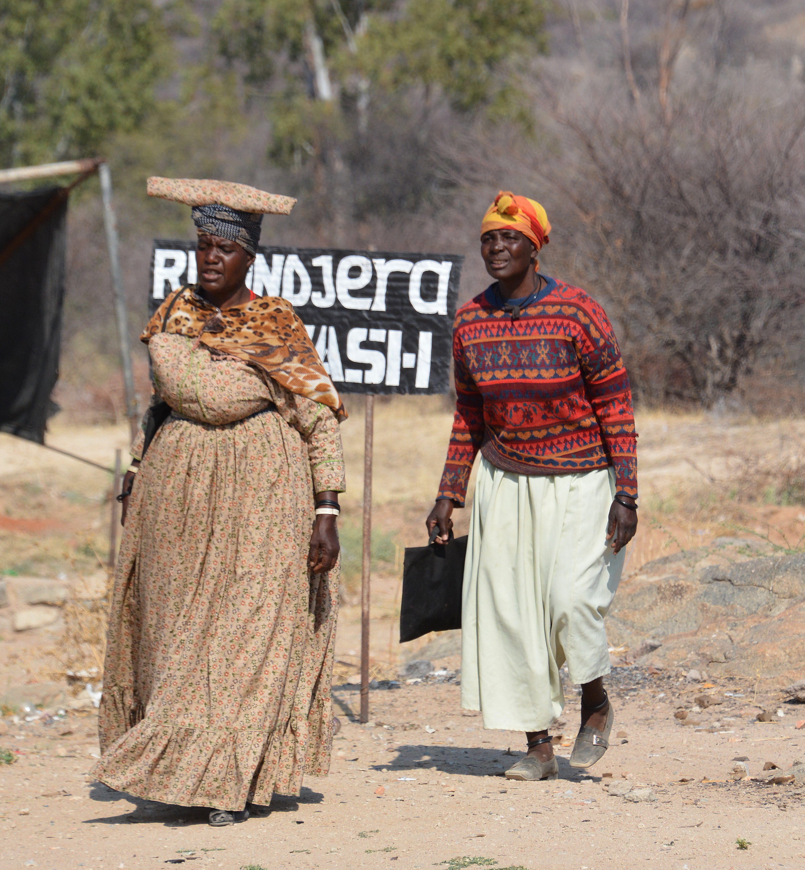 Племето хереро в Намибия не е забравило жестокото потушаване на въстанието им в началото на 20-ти век