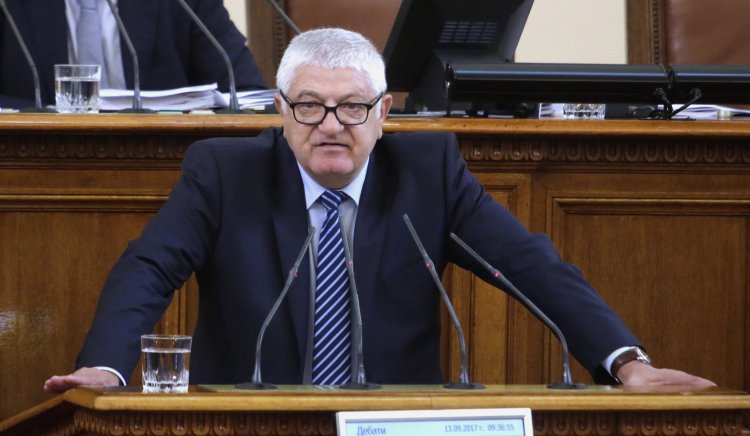 Бургаският депутат Петър Кънев е собственик на печатница ”Демкас”