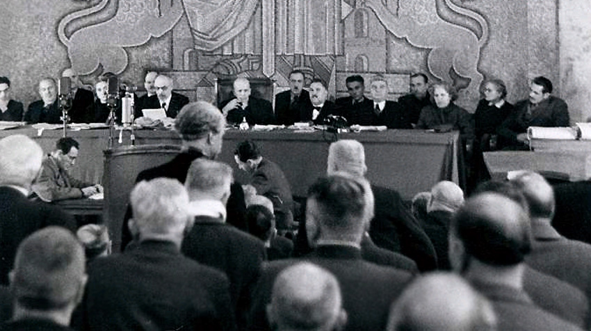 Преди 73 г. Народният съд издава хиляди смъртни присъди
