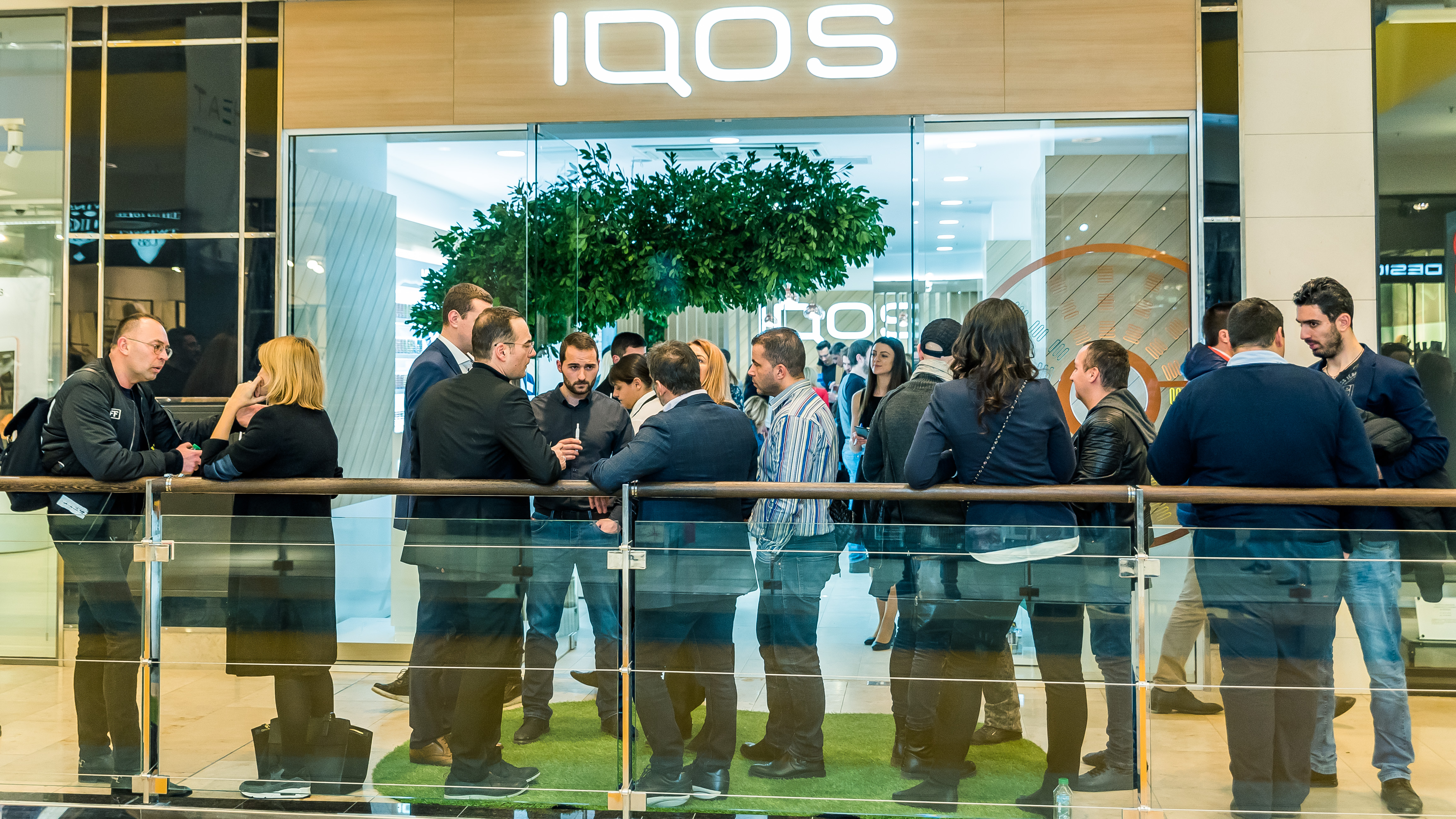 Първият специализиран IQOS бутик отвори врати на 31-ви януари в столичния мол „Сердика“