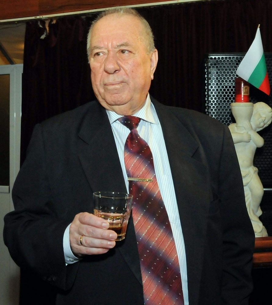 Павел Найденов