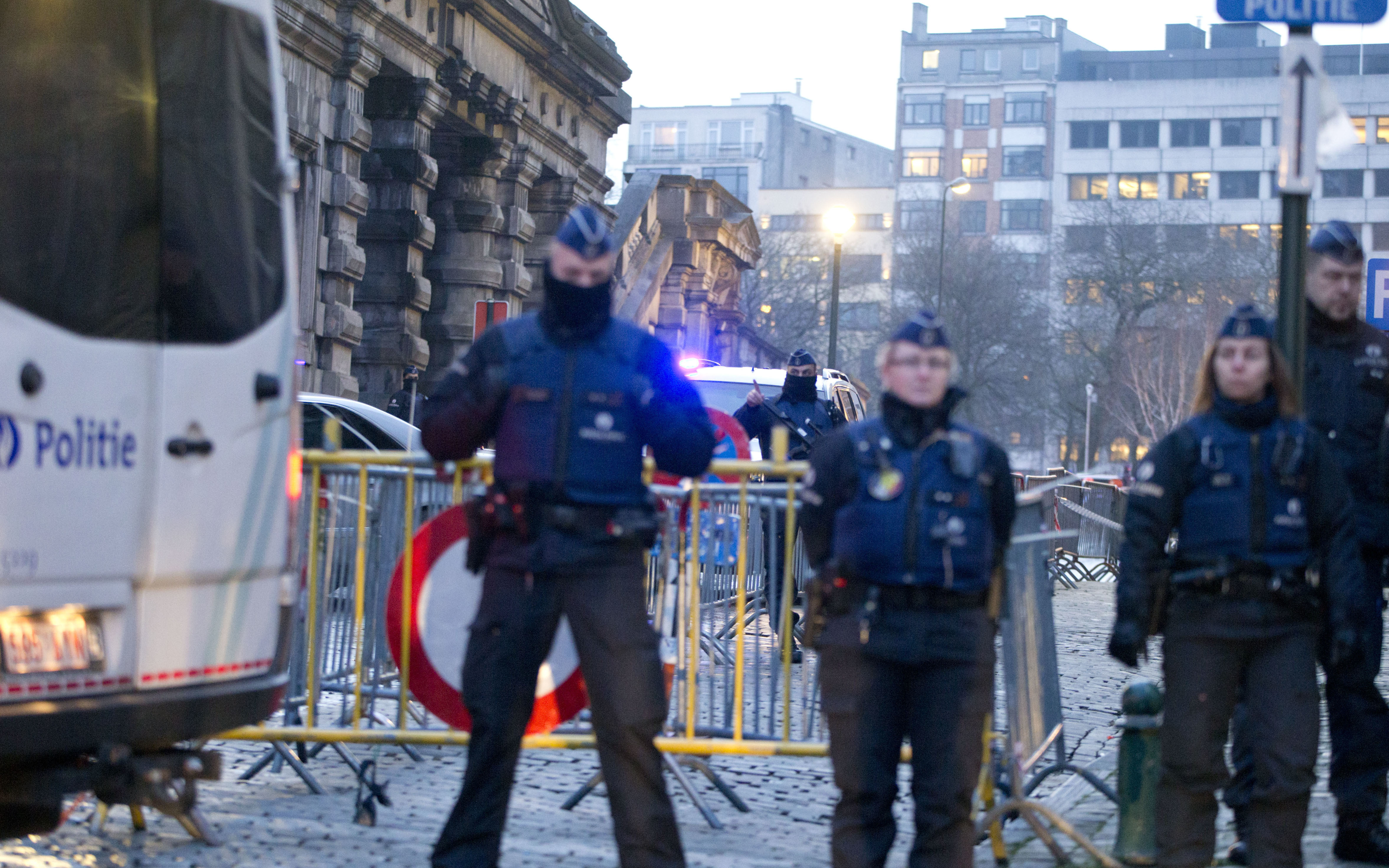 Брюксел е поставен под засилени мерки за сигурност заради опасенията от нов атентат