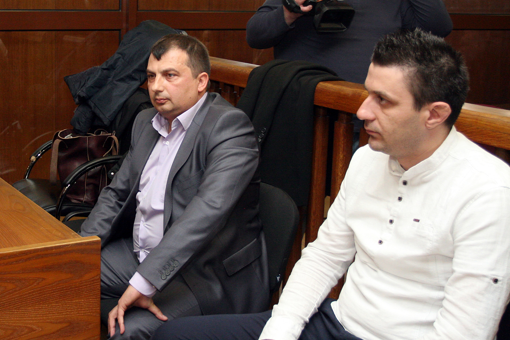 Марин Рачев отрича обвиненията, но според прокуратурата в града цари страх
