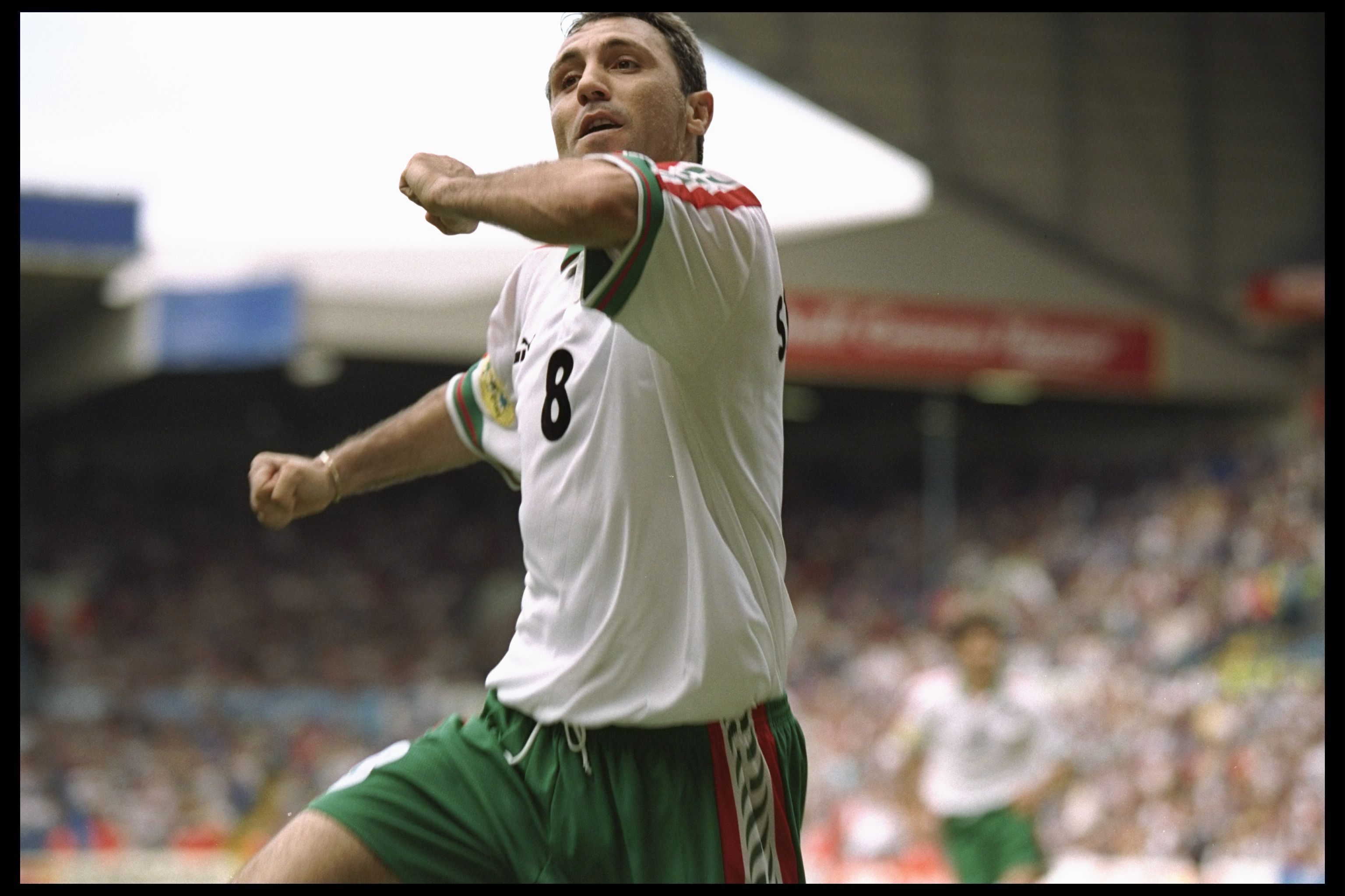Христо Стоичков вкара три гола за България на Евро 1996 и бе в идеалния тим на турнира