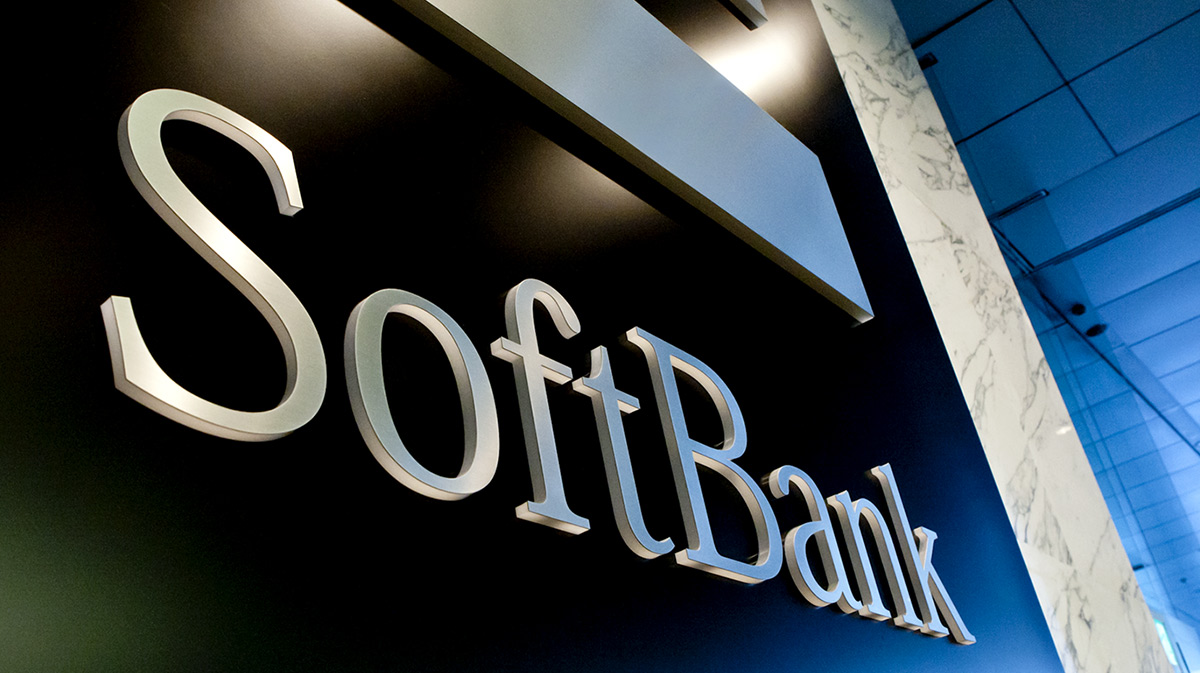 SoftBank Group преговаря за покуmката на Swiss Re