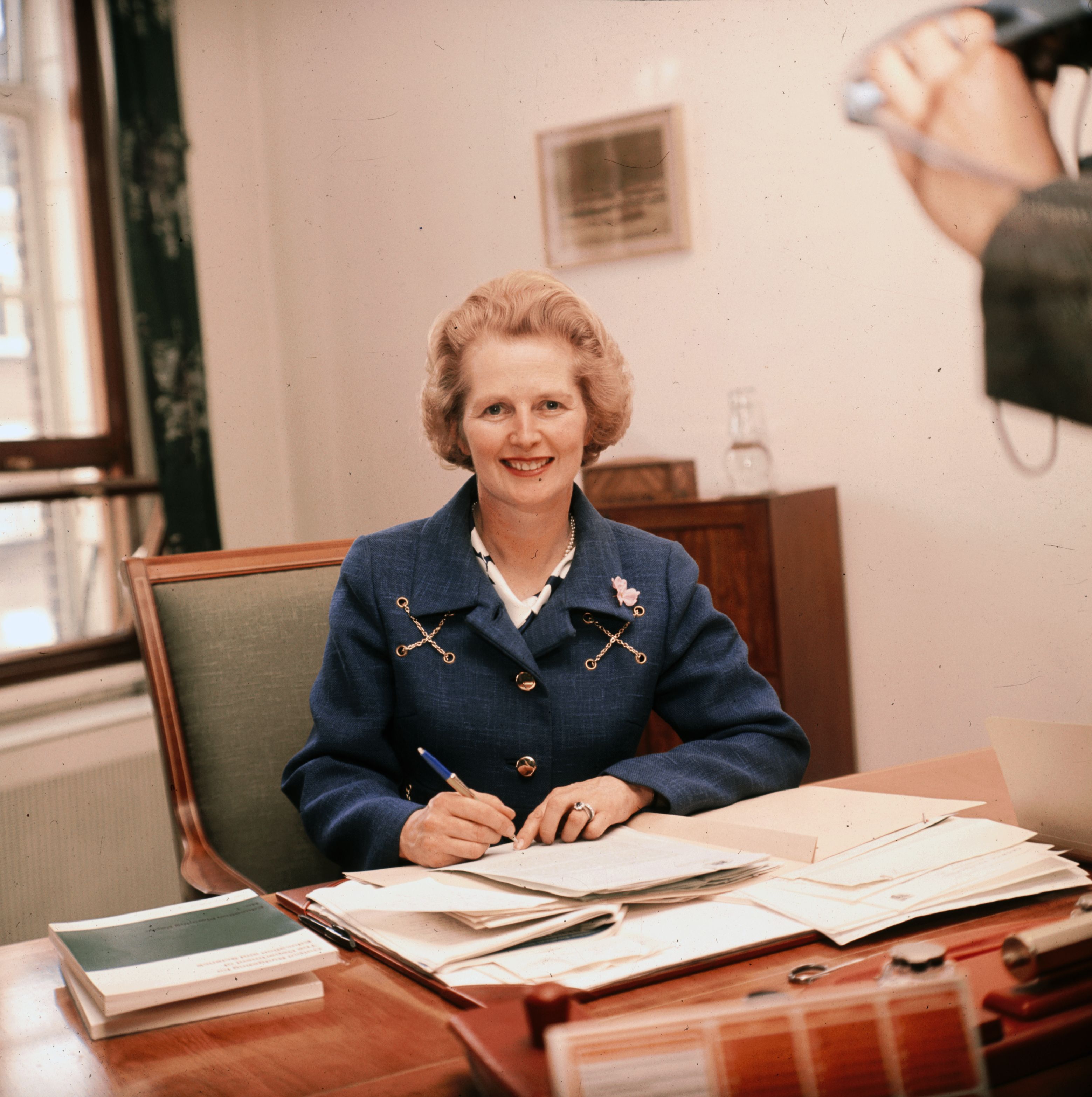 През 1970 г. Маргарет Тачър става министър на образованието