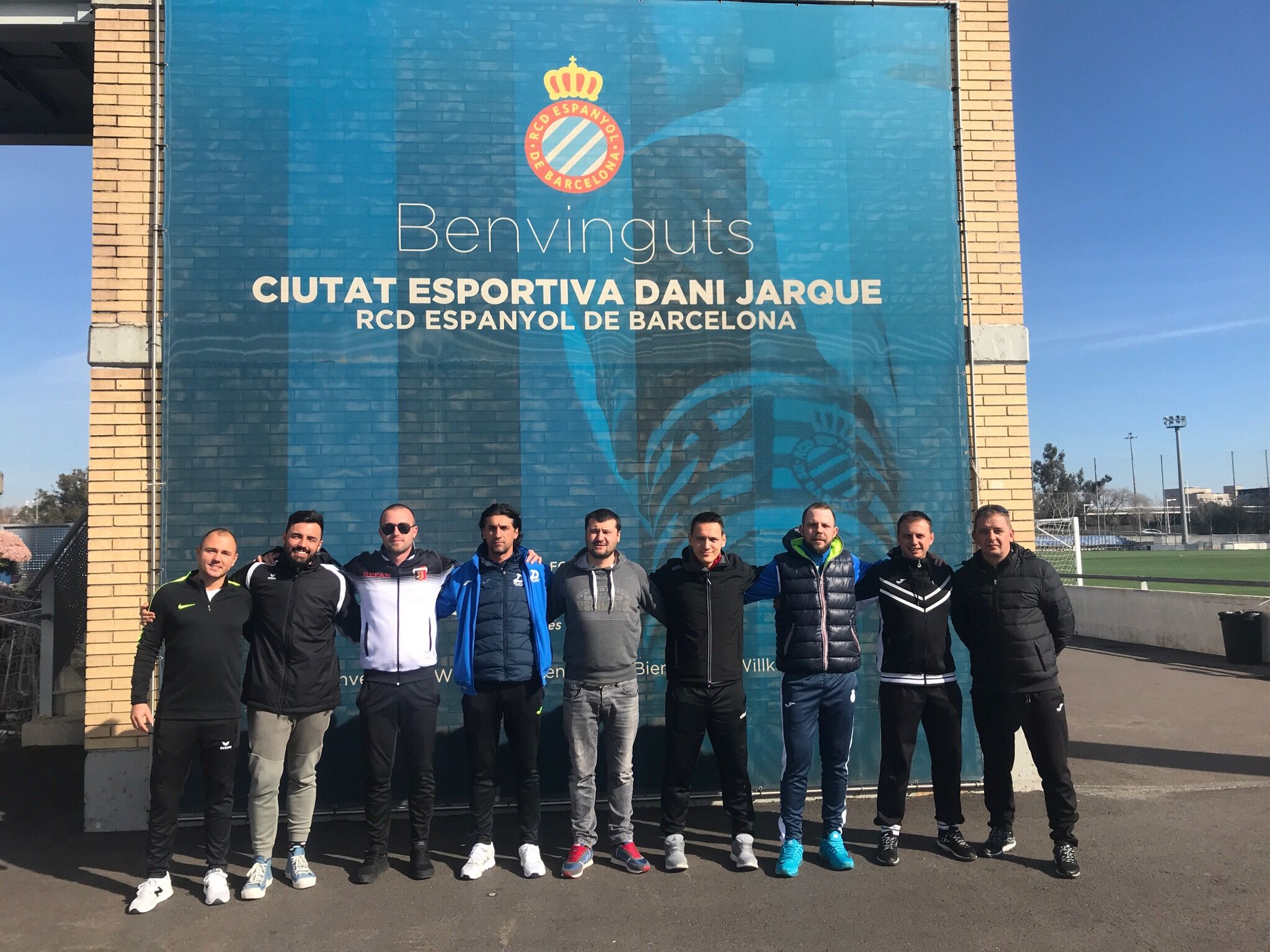 9 български треньори взеха дипломи в Барселона