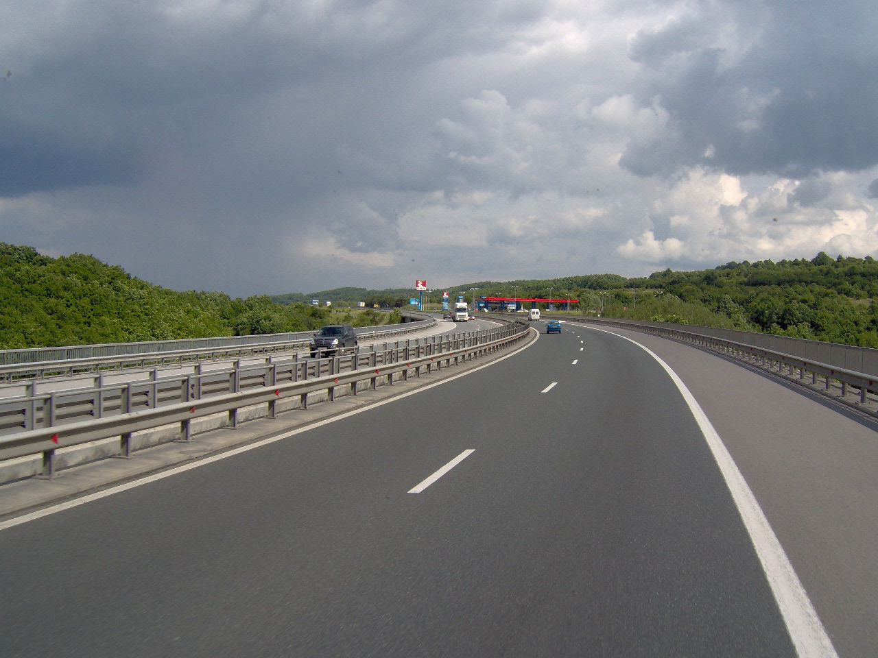 Транспортен коридор №8  между София и Пловдив в частта от автомагистрала Тракия