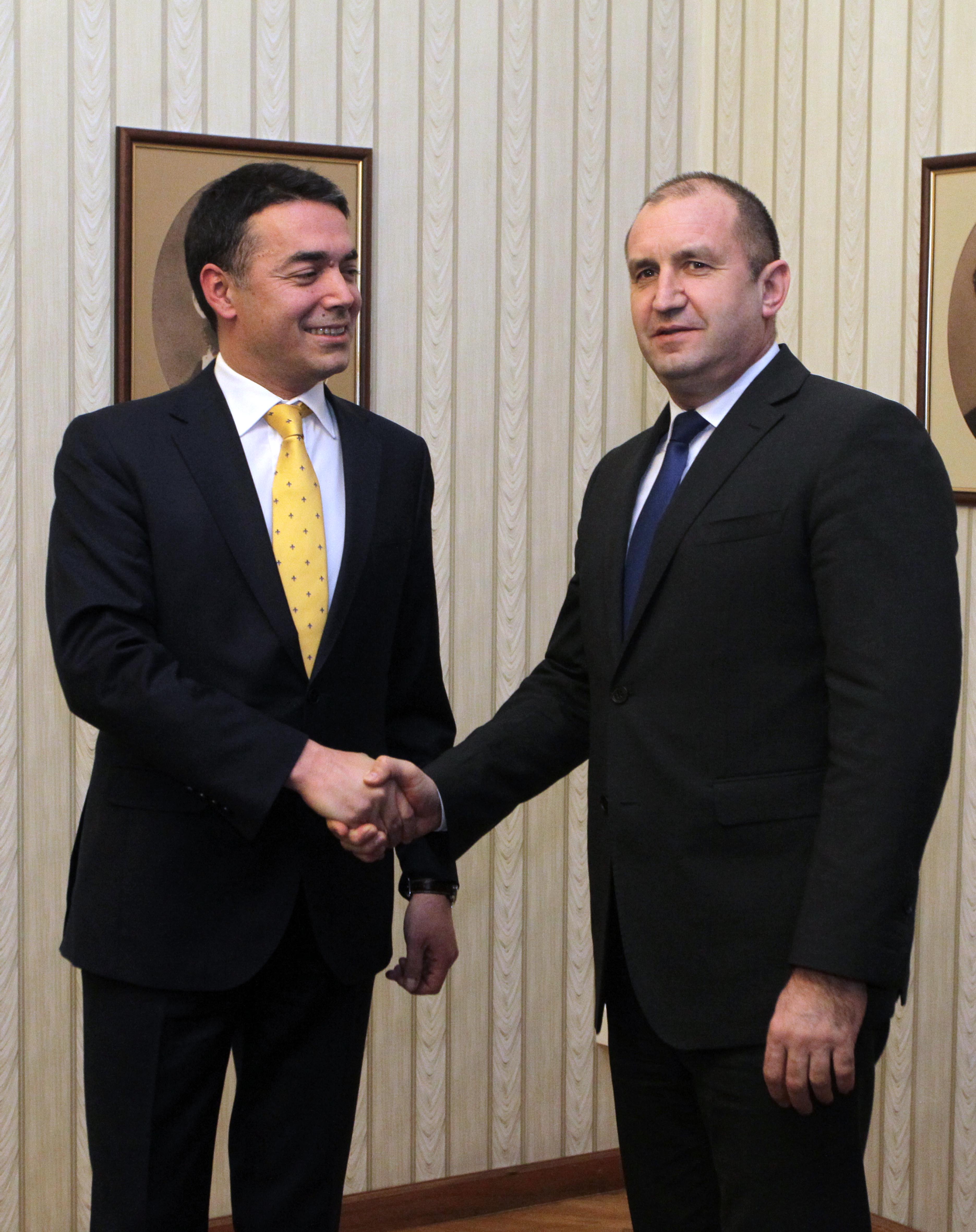 Президентът Румен Радев и македонският министър Никола Димитров