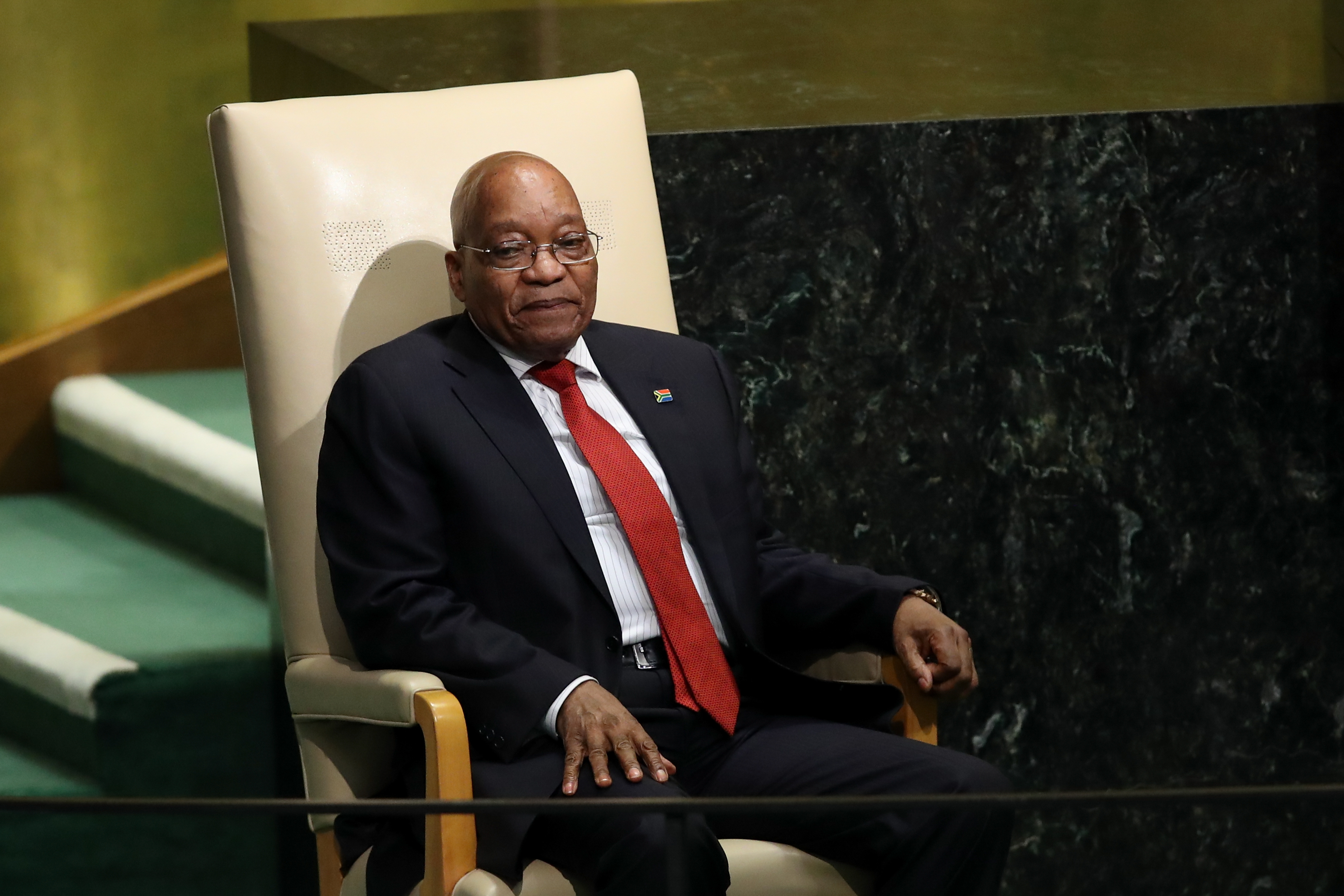 Южноафриканският президент Джейкъб Зума подаде оставка