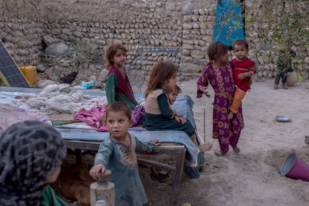 357 милиона деца живеят в зони на конфликти