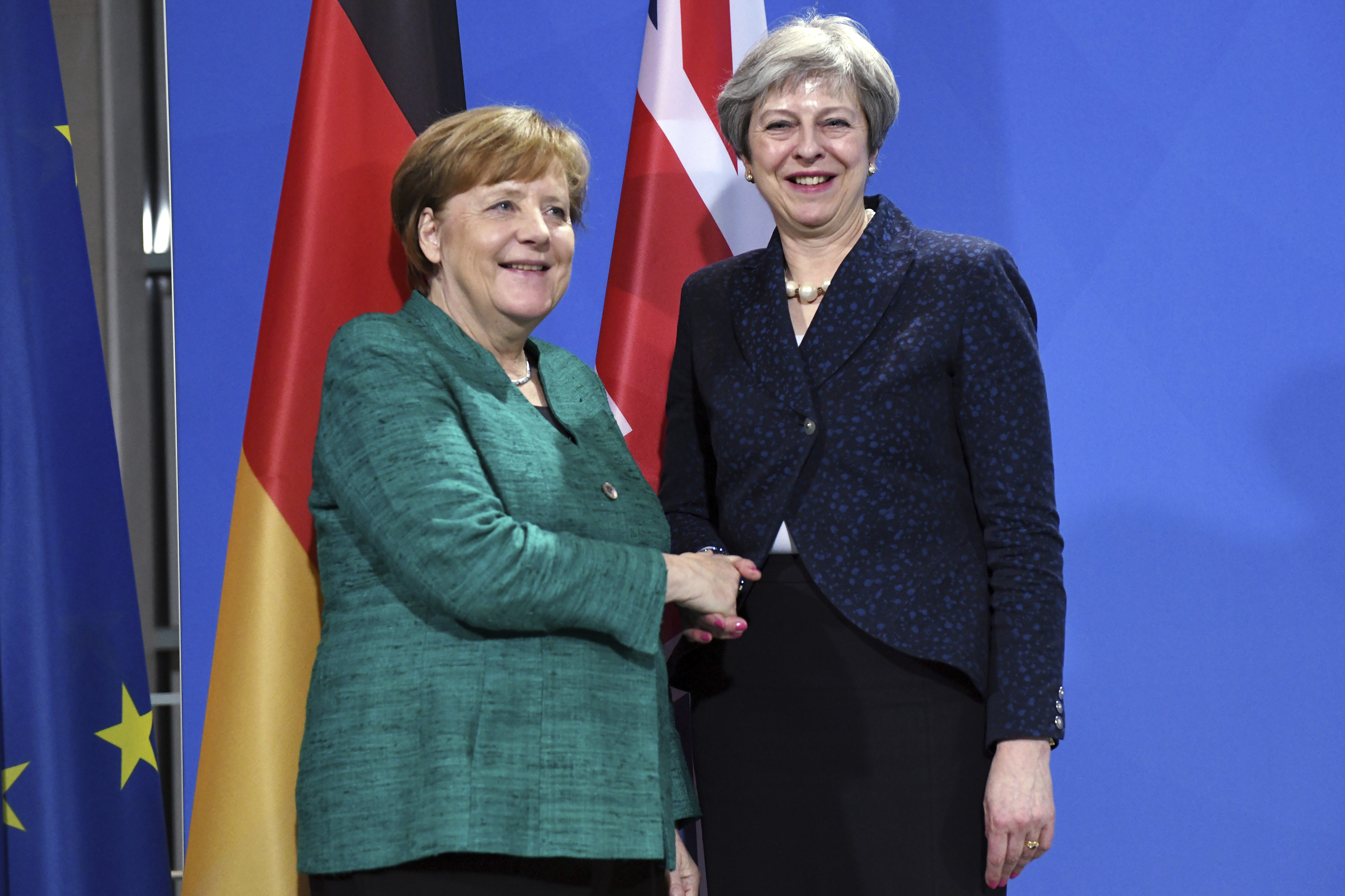 Меркел се придържаше към оптимистичен тон след срещата, която тя определи като ”много конструктивна” и ”приятелска”