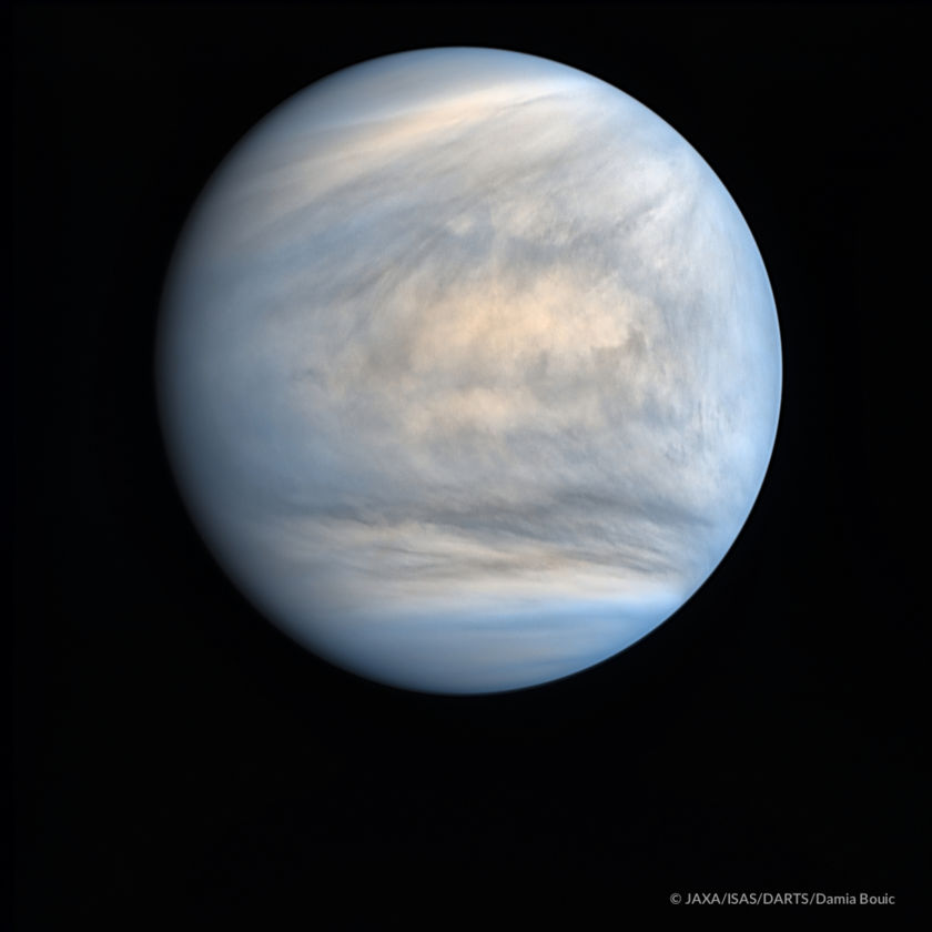 Япония показа уникални нови снимкина Венера