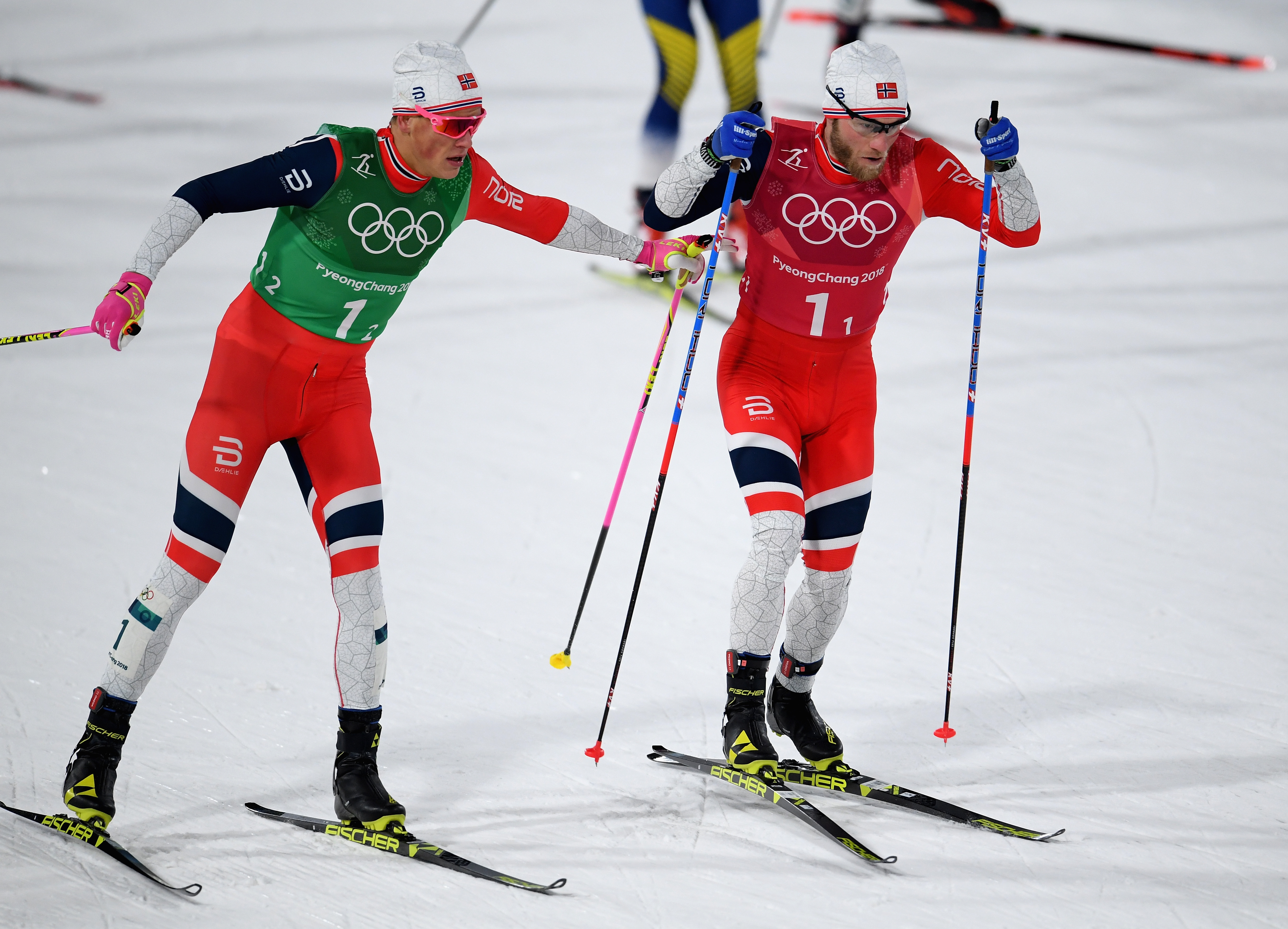 Норвежците спечелиха отборния спринт