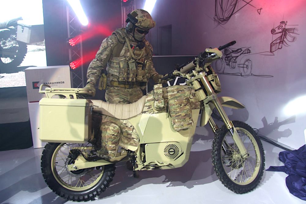 Руската армия се въоръжава с... електрически мотоциклети
