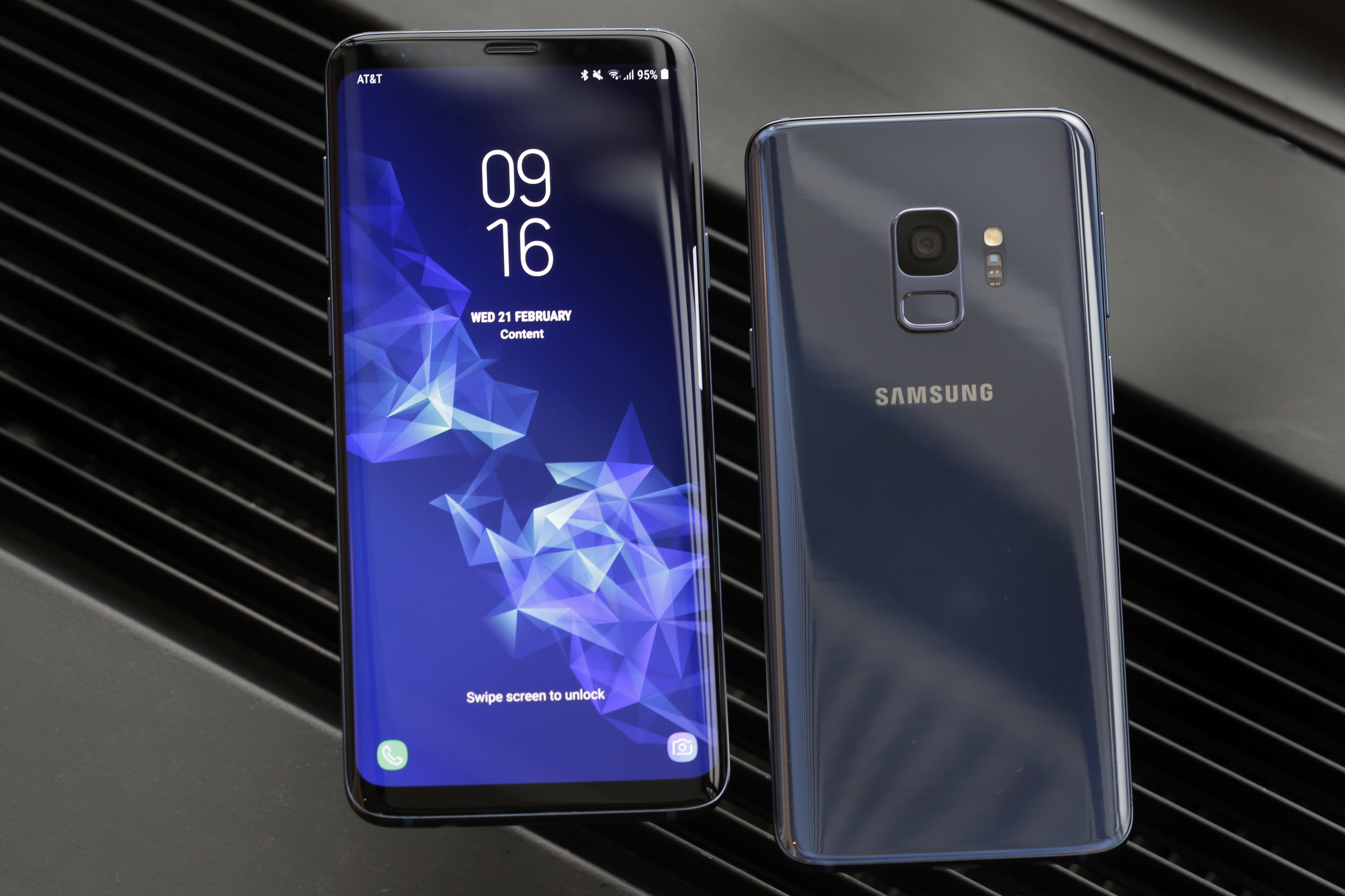 Samsung представи Galaxy S9